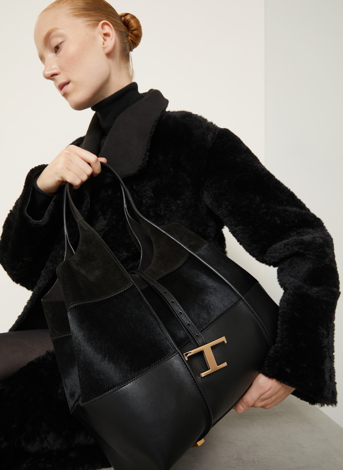 TOD'S Shopper: ČERNÁ