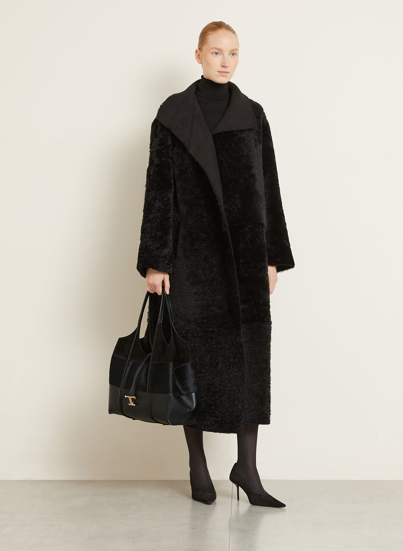 TOD'S Shopper: ČERNÁ