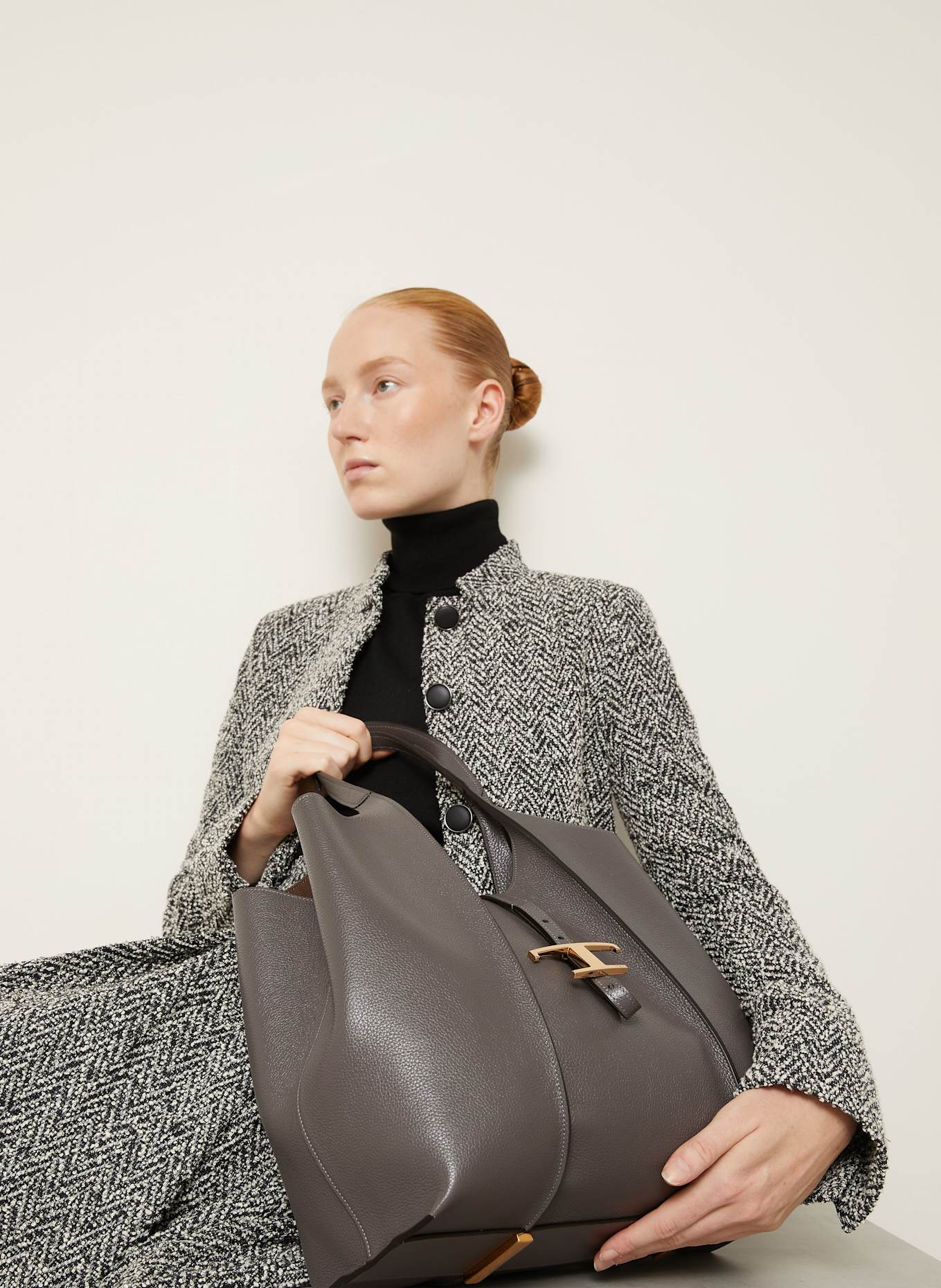 TOD'S Shopper: TAUPE