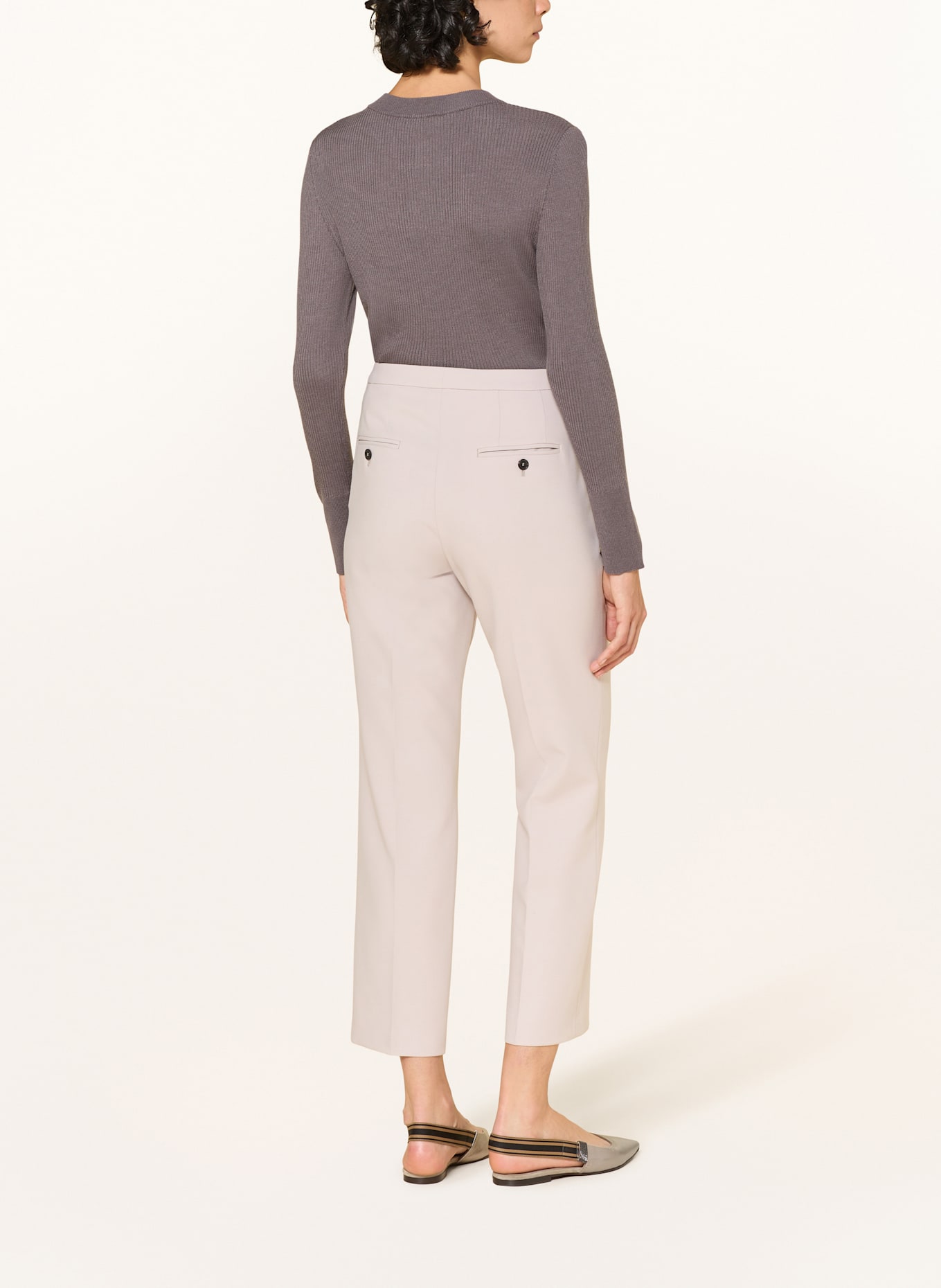 windsor. Pullover: LILA