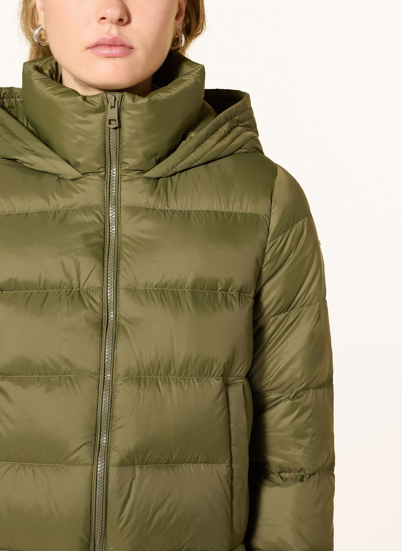 TOMMY HILFIGER Daunenjacke: OLIV