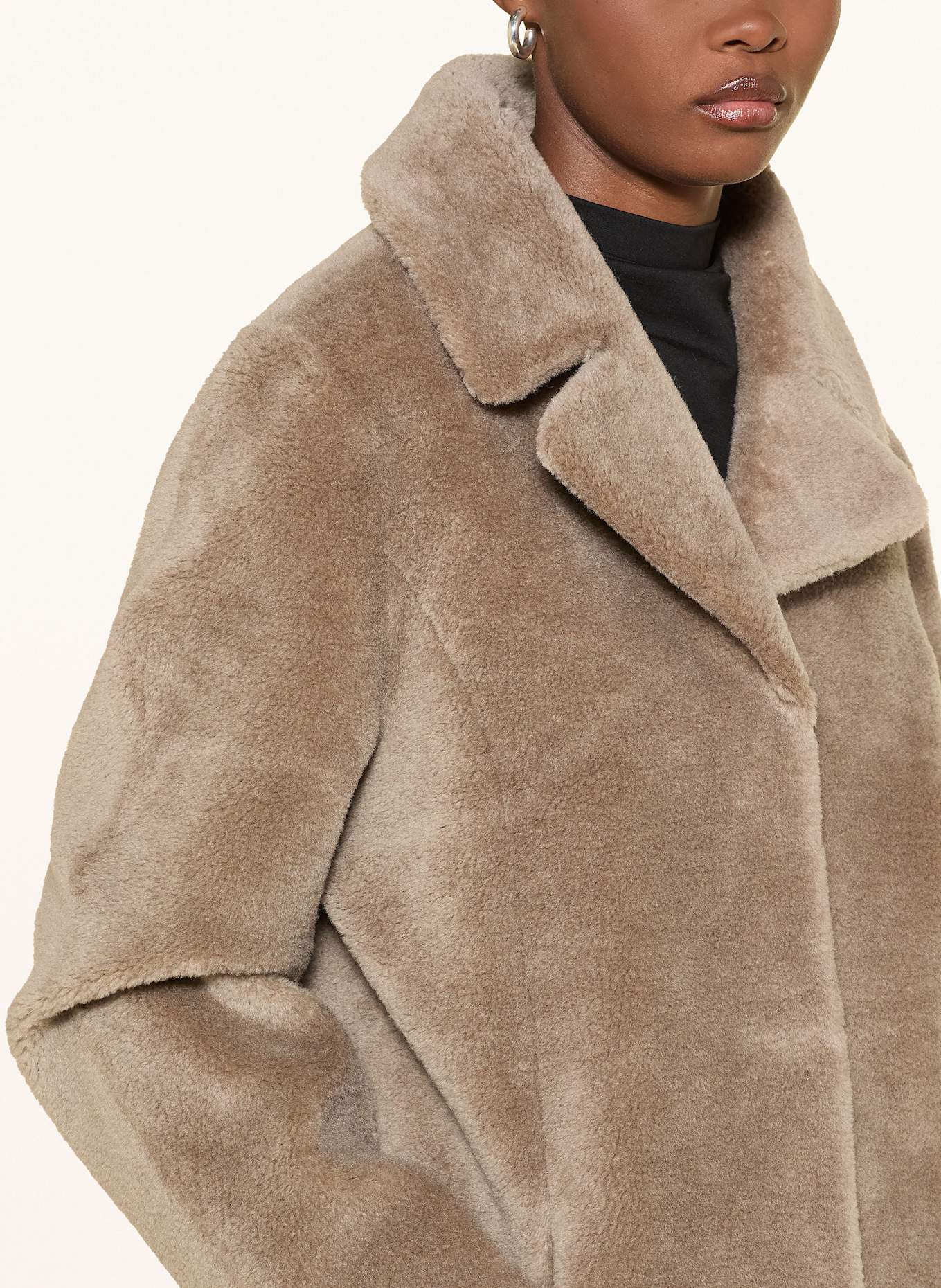 IQ STUDIO Wollmantel: TAUPE