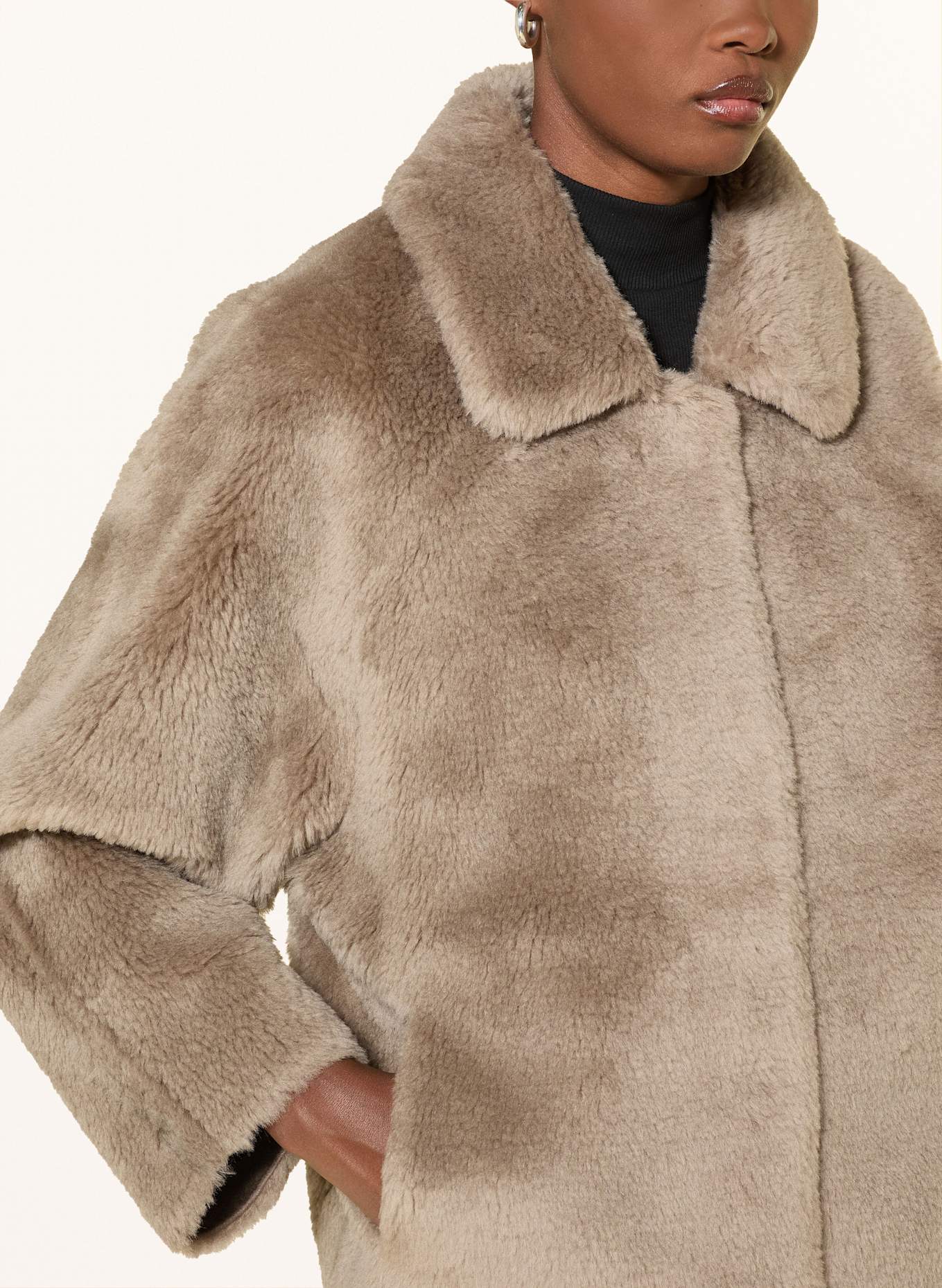 IQ STUDIO Kunstfell-Jacke: TAUPE