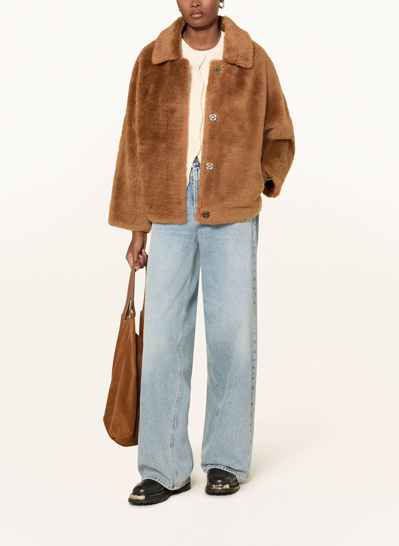 IQ STUDIO Kunstfell-Jacke: BRAUN