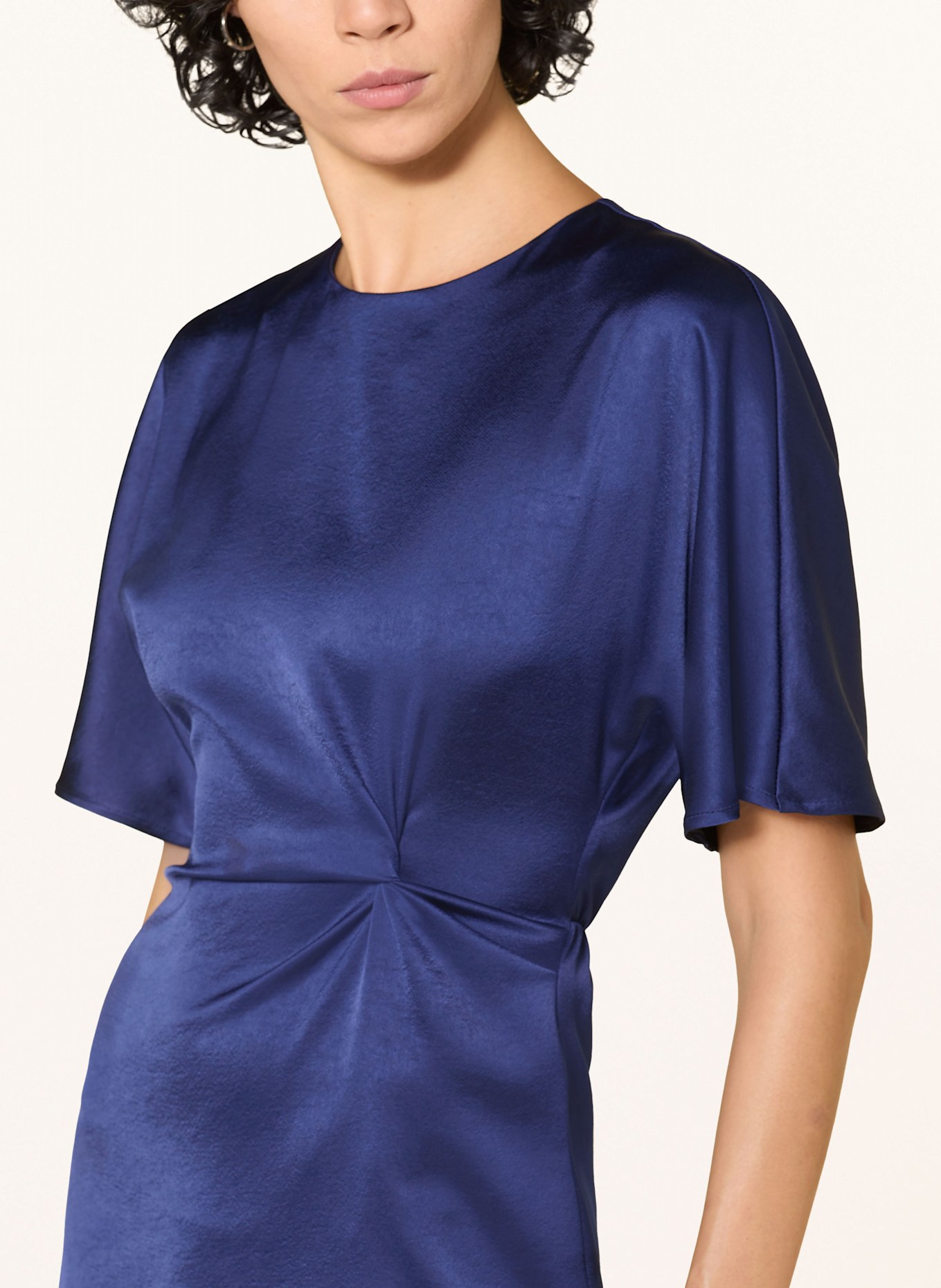 RIANI Satinkleid: BLAU