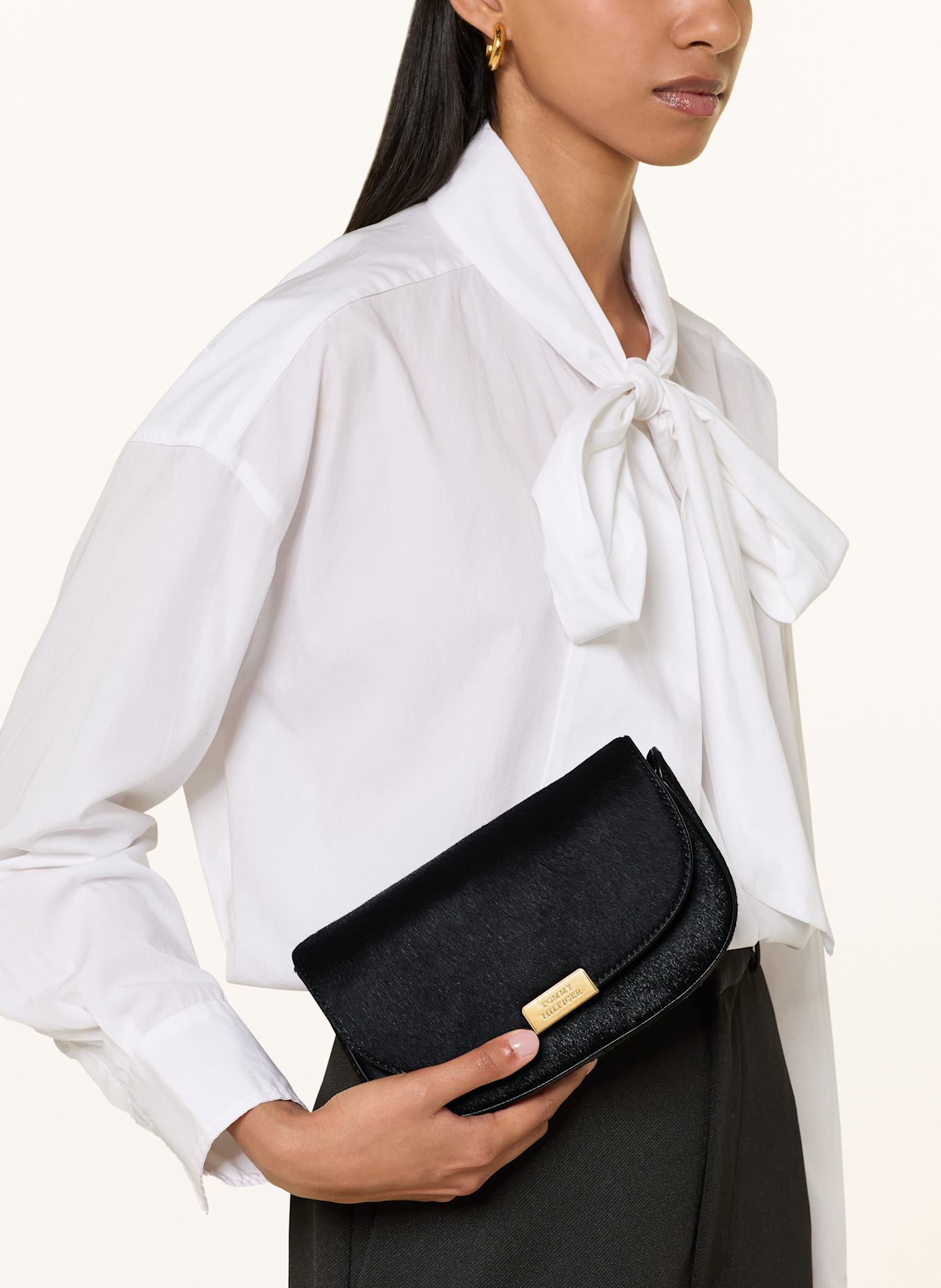 TOMMY HILFIGER Umhängetasche PARTY MINI: SCHWARZ