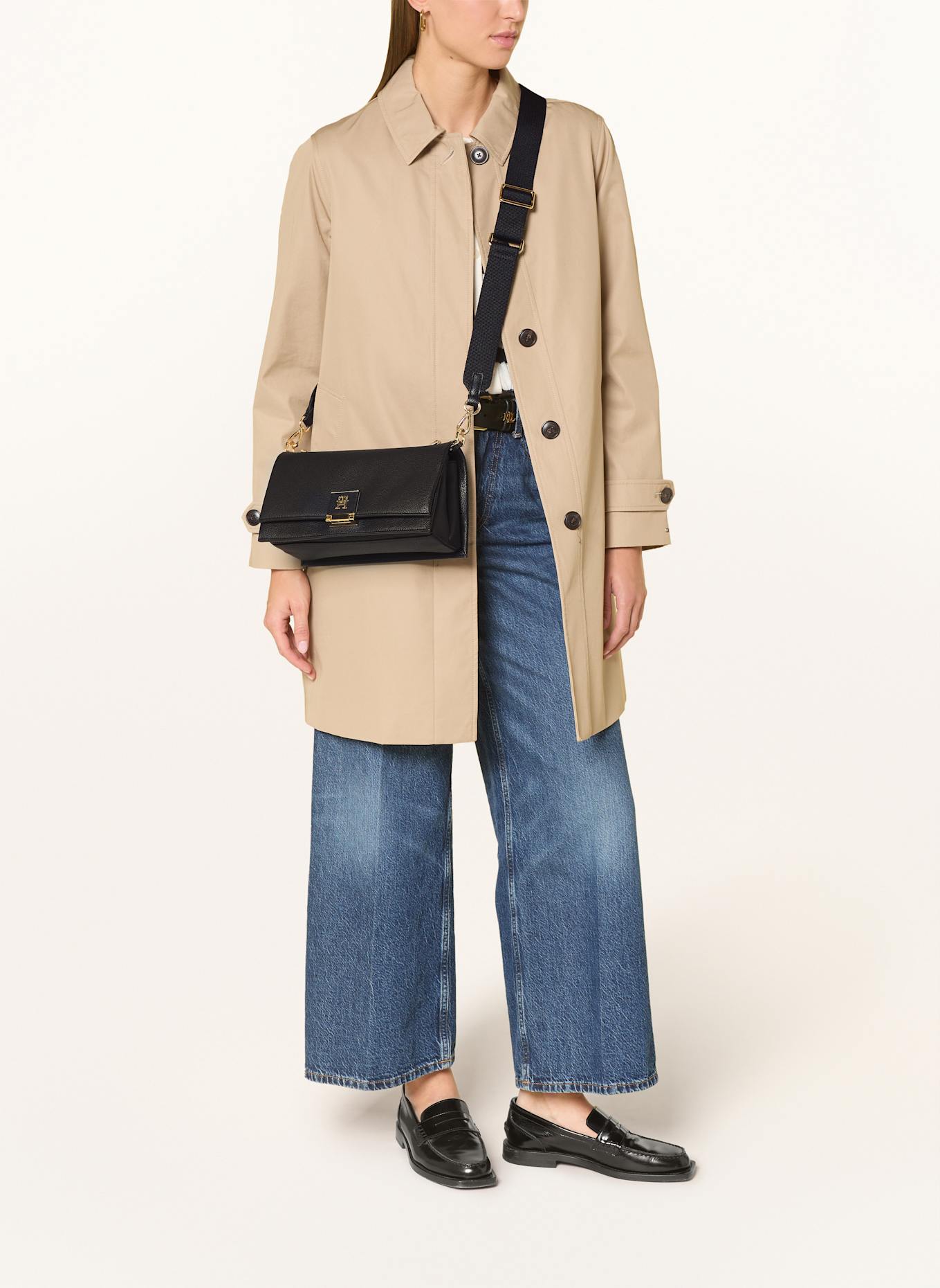 TOMMY HILFIGER Schultertasche: SCHWARZ