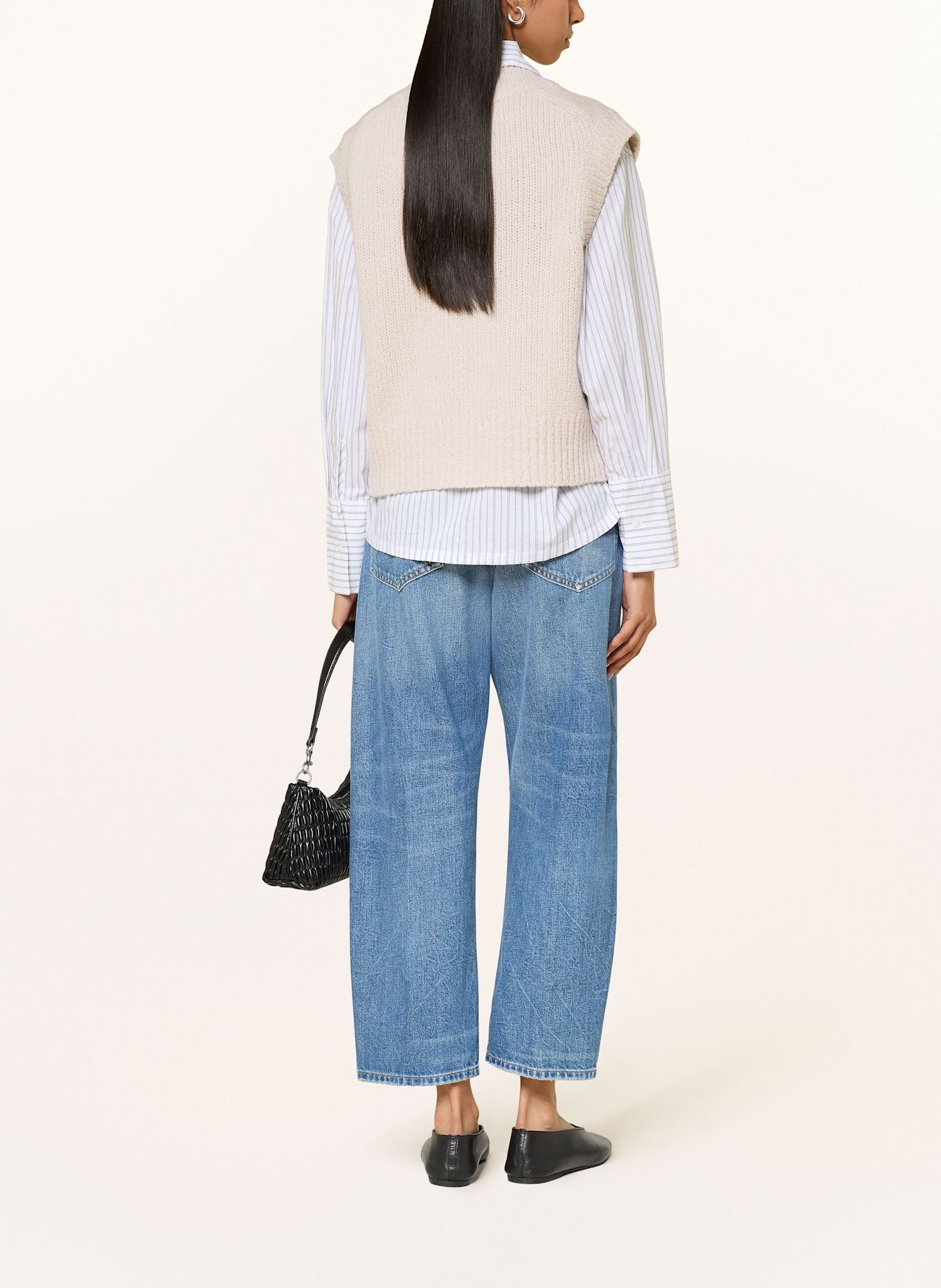 Calvin Klein Jeans sleeveless sweater: ECRU