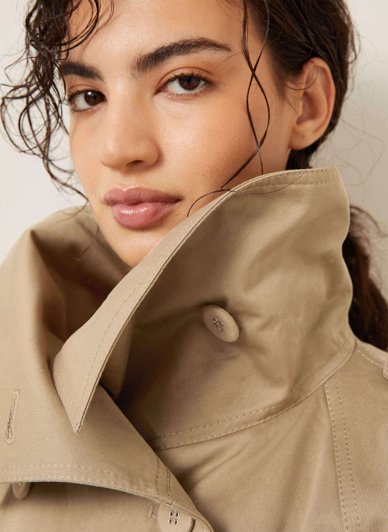Acne Studios Trench jacket: BEIGE