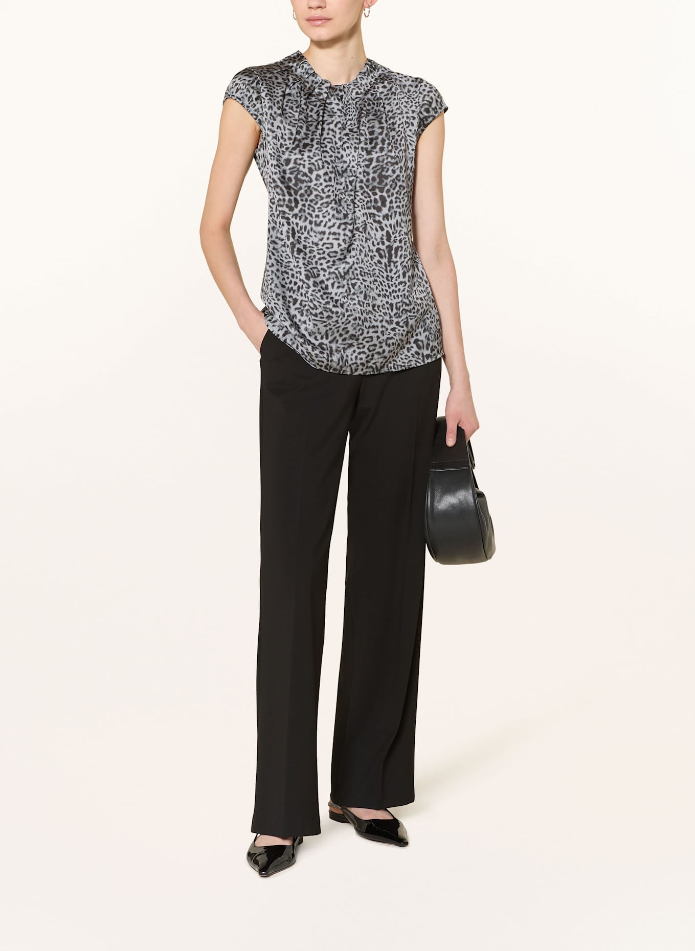 comma Bluzka bez rękawów SONJA z satyny z falbankami: SZARY / CZARNY