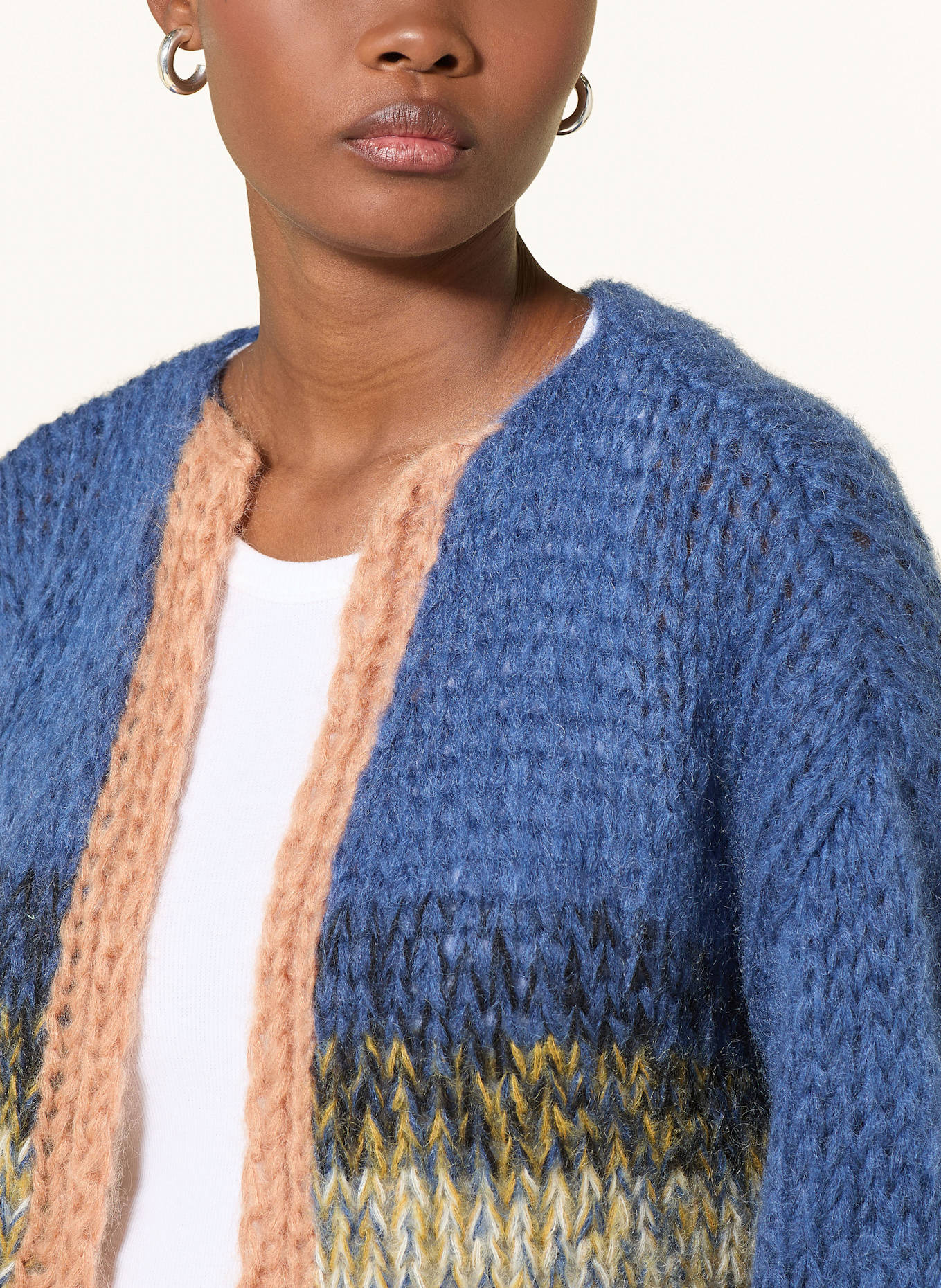 MAIAMI Strickhülle aus Mohair: BLAU / DUNKELGELB