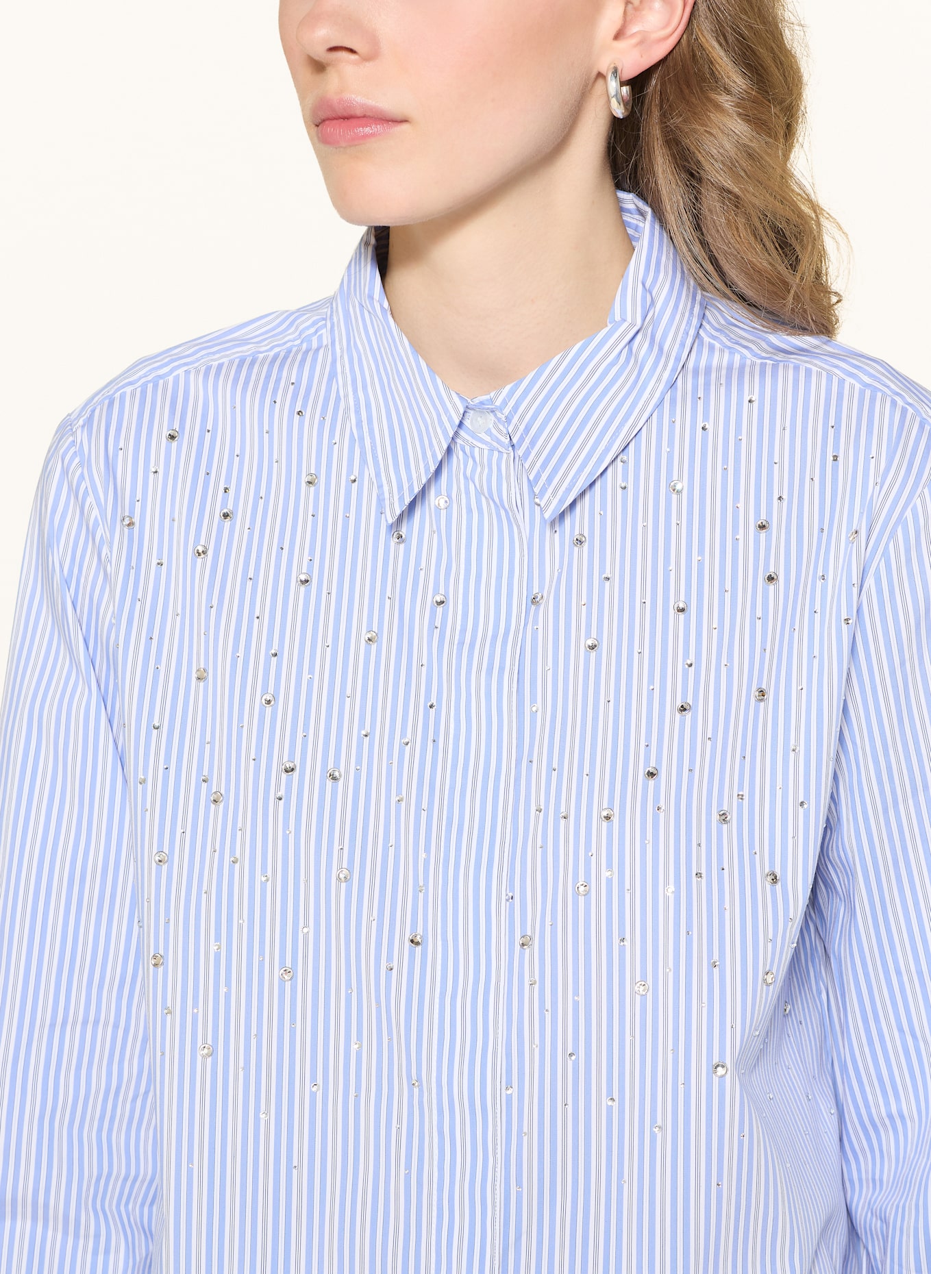 oui Hemdbluse mit Schmucksteinen: HELLBLAU / WEISS
