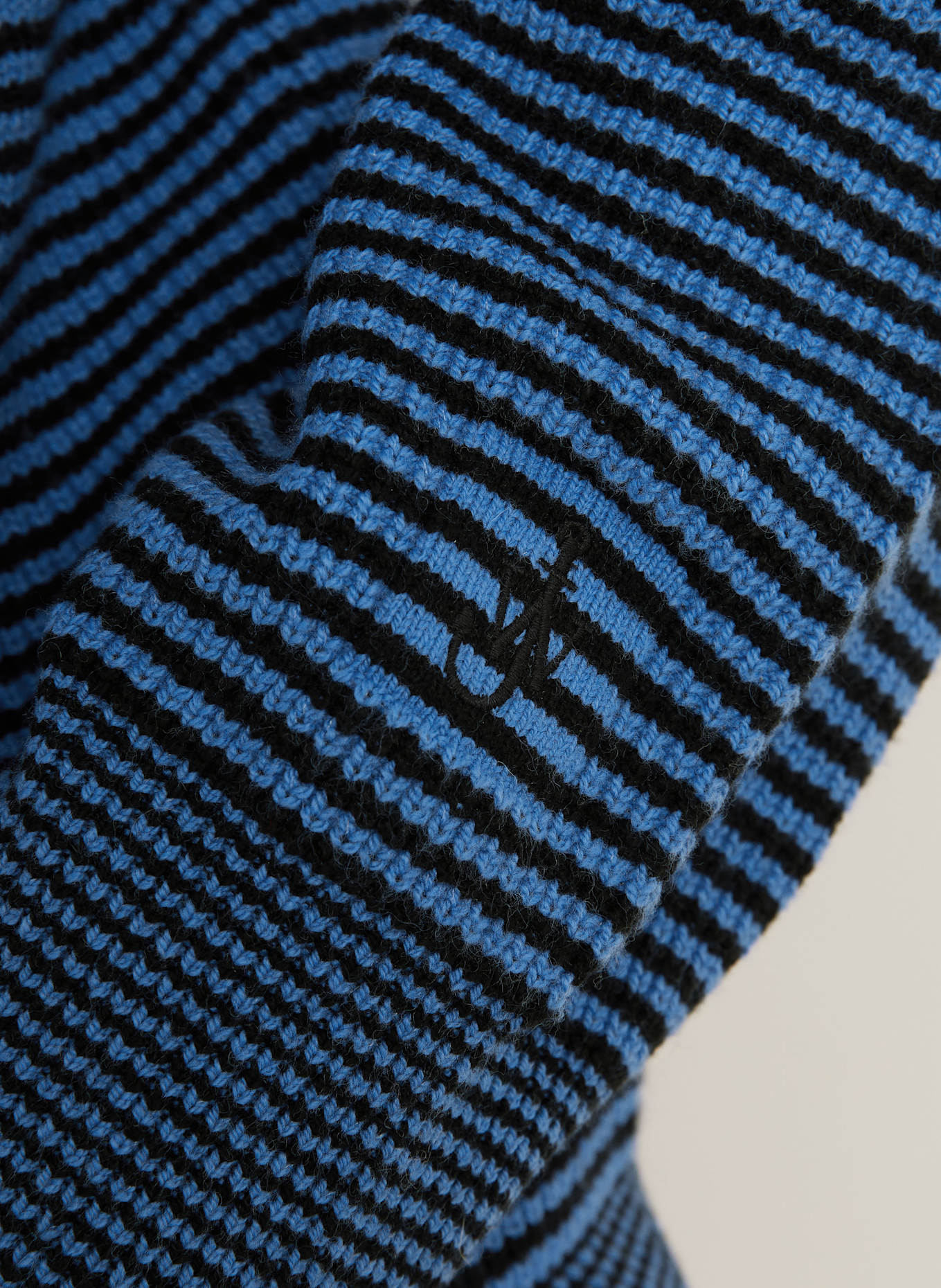 JW ANDERSON Sweter typu troyer: CZARNY / NIEBIESKI