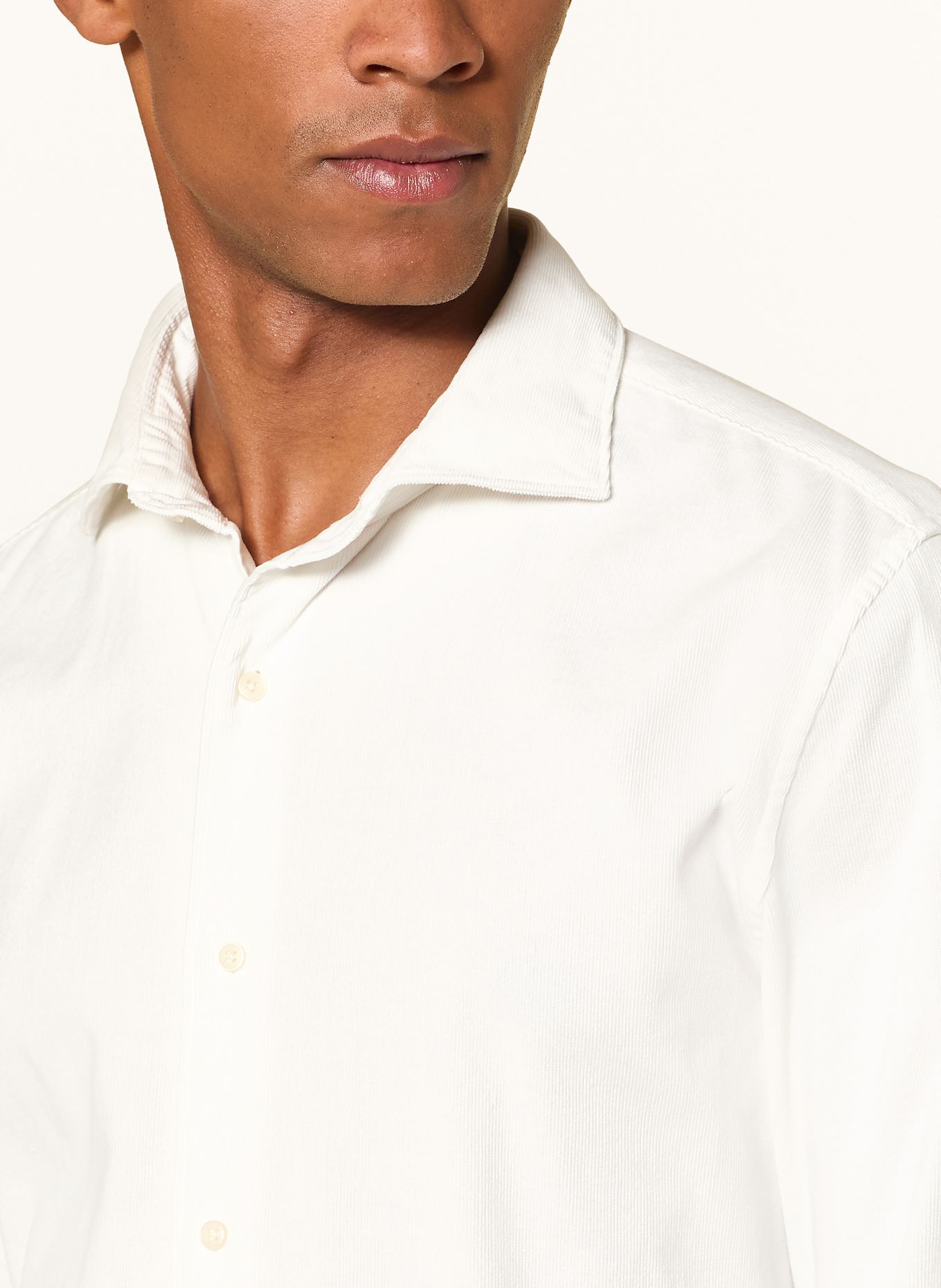 PROFUOMO Koszula sztruksowa relaxed fit: BIAŁY