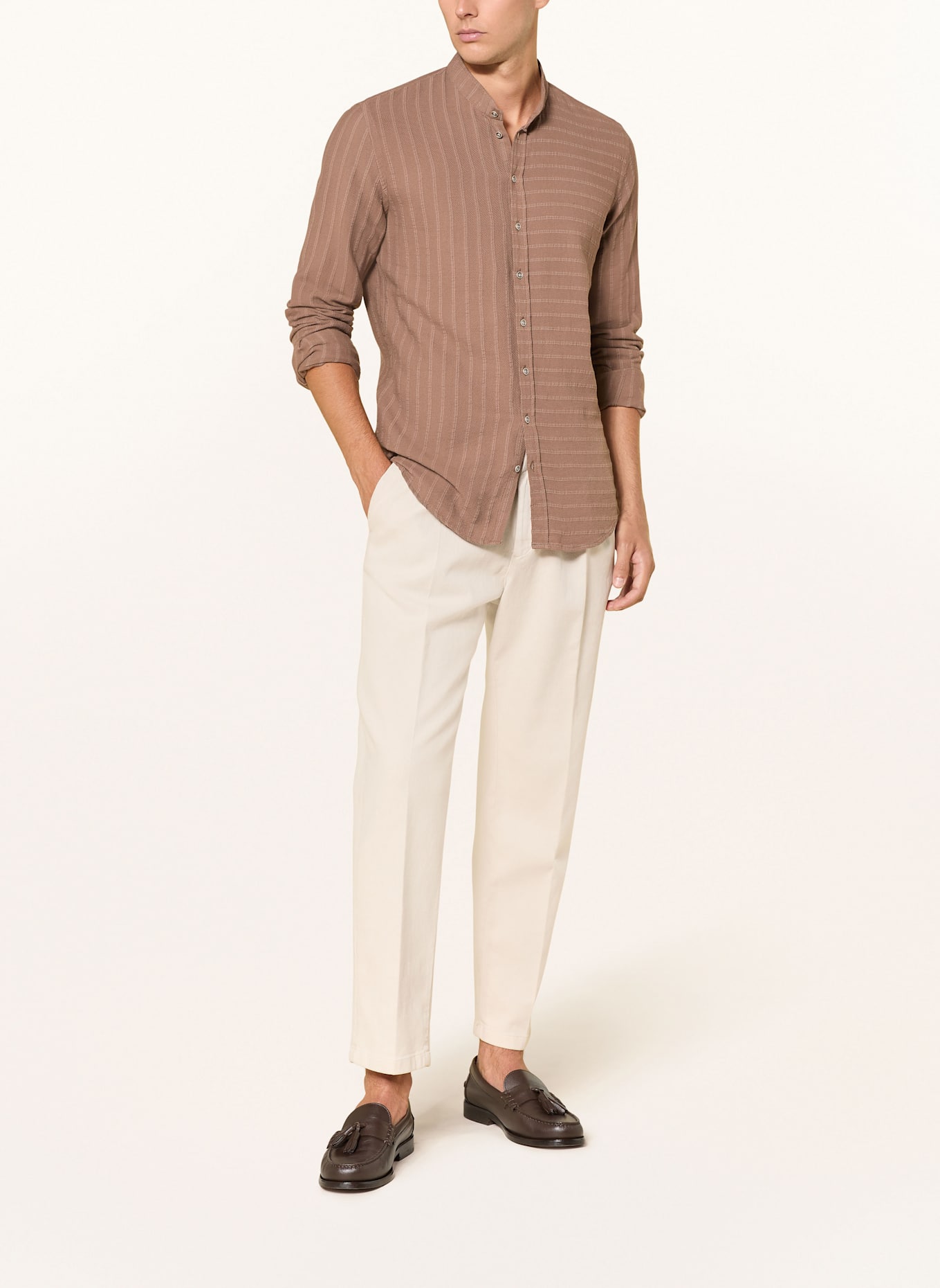 Q1 Manufaktur Hemd Extra Slim Fit mit Stehkragen: BRAUN