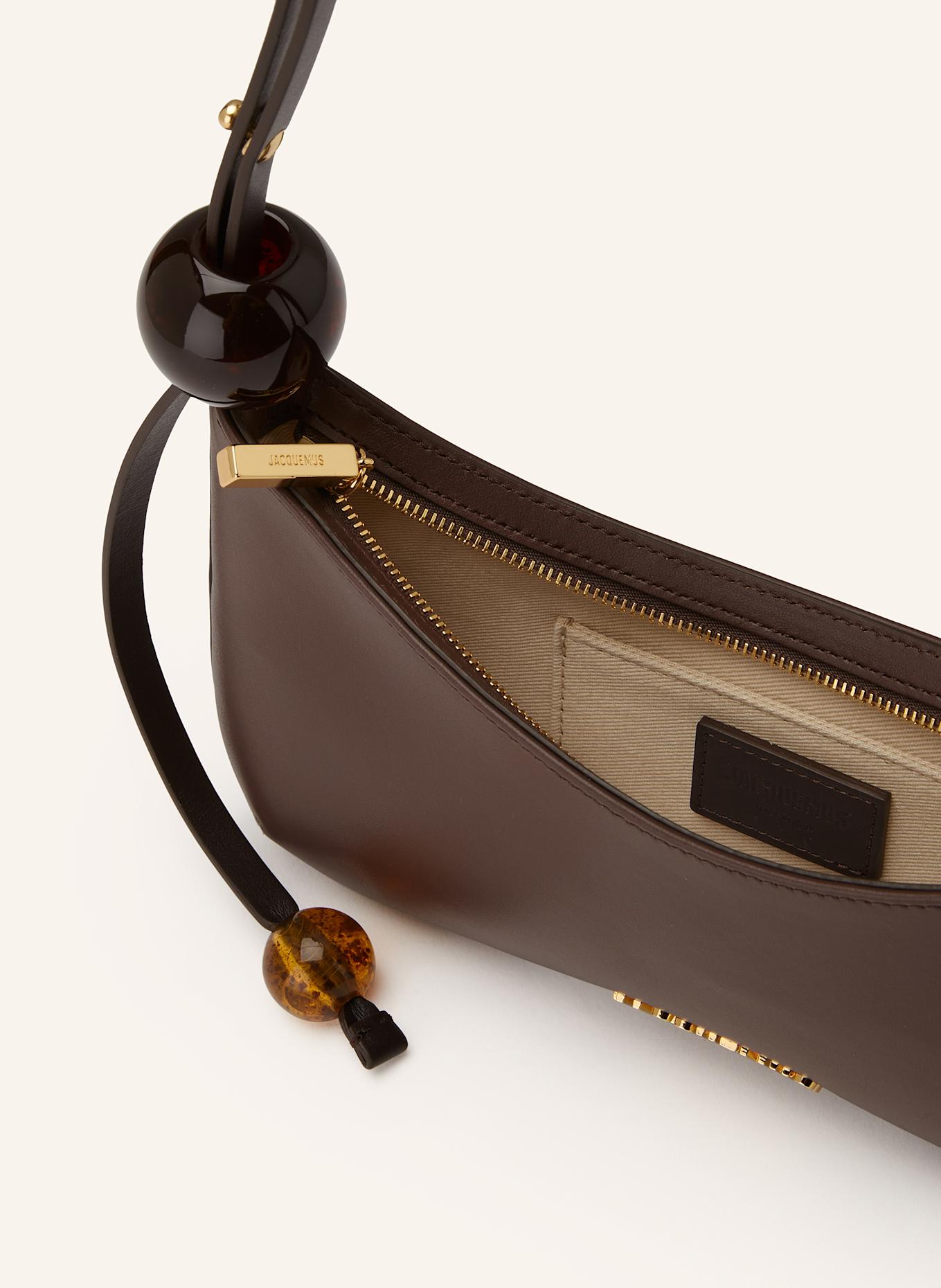 JACQUEMUS Handtasche LE BISOU PERLE: BRAUN