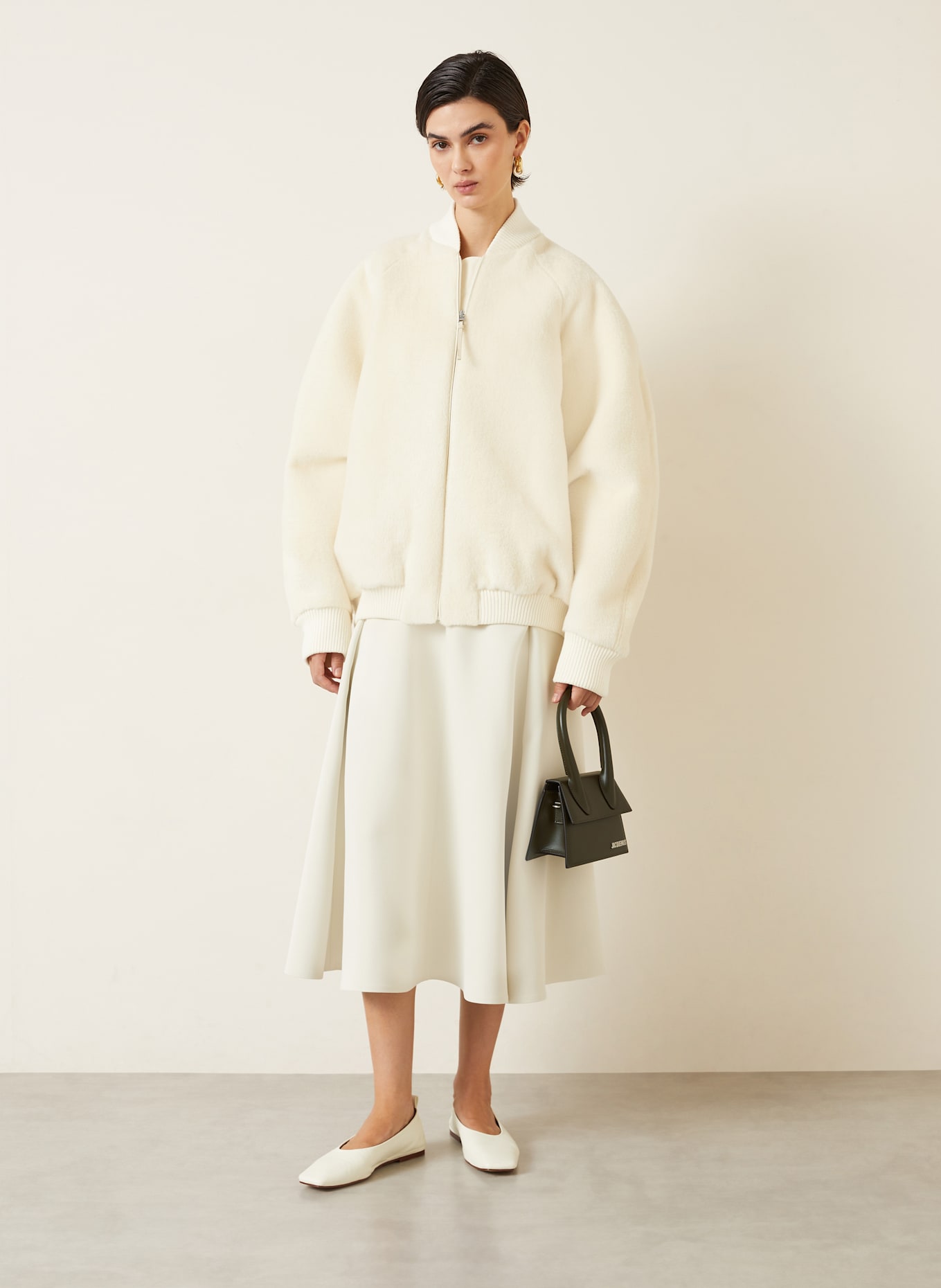 JACQUEMUS Handtasche LE CHIQUITO MOYEN: KHAKI