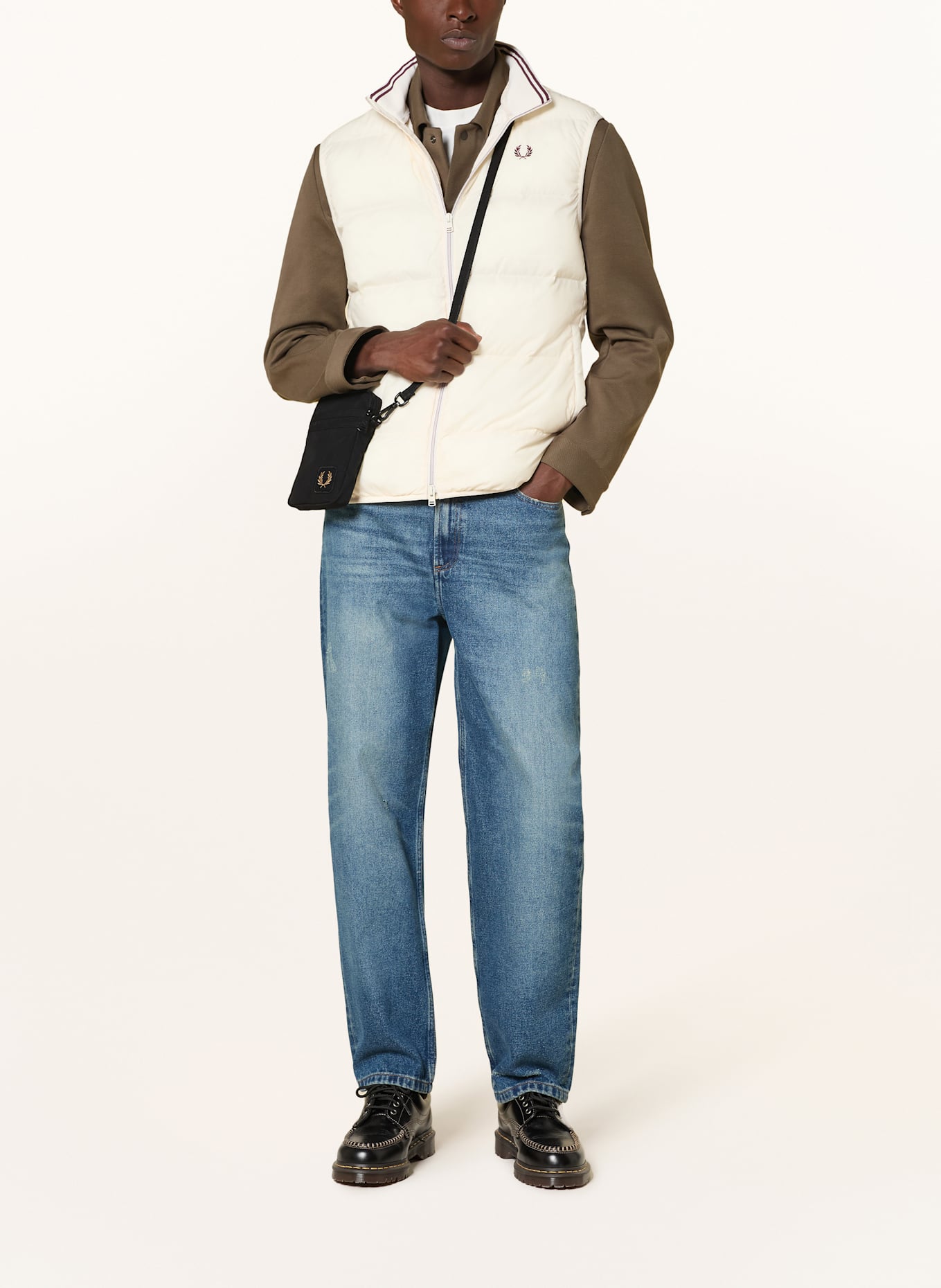 FRED PERRY Umhängetasche: SCHWARZ