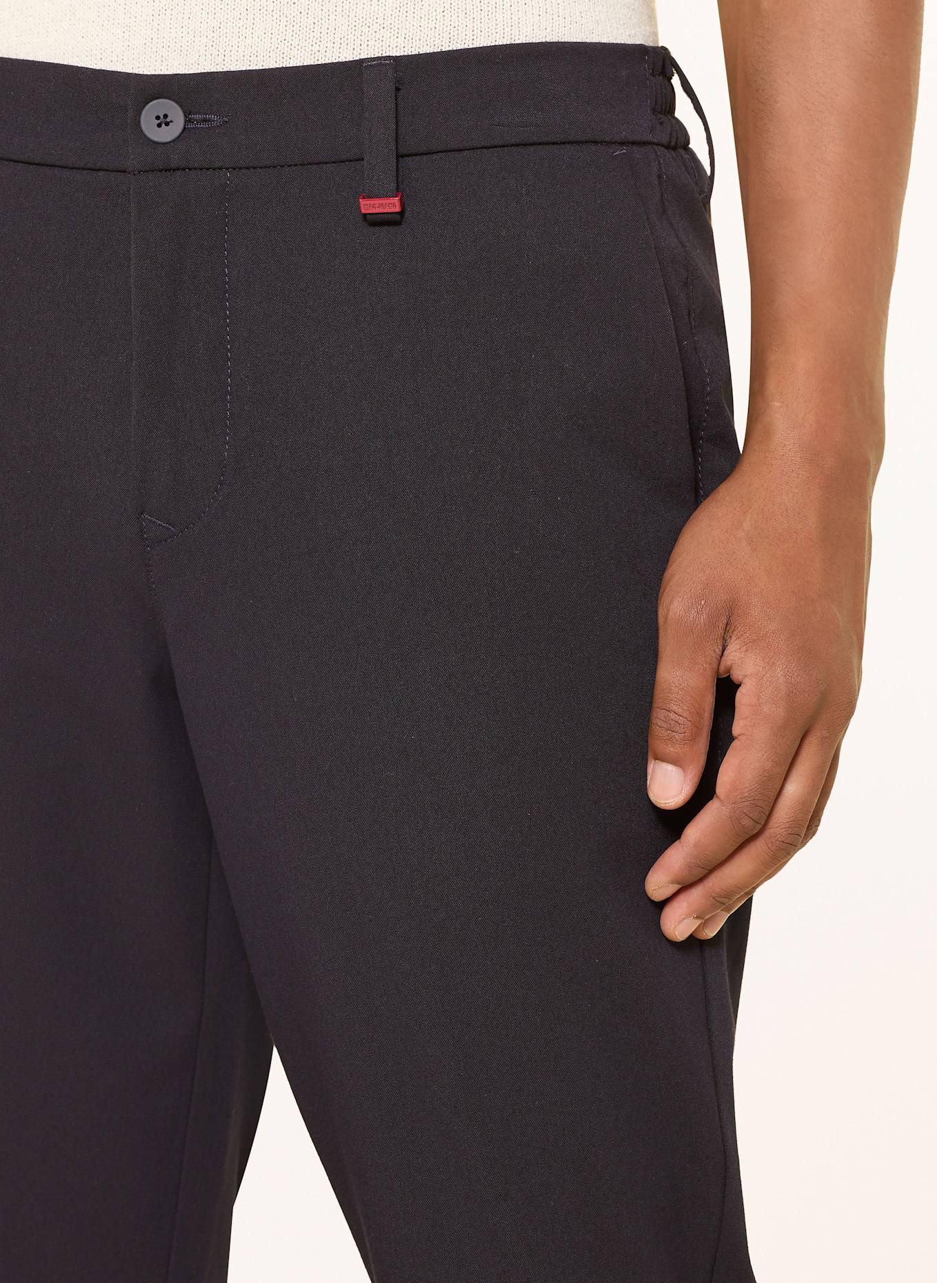 MAC Chino TRAVELLER Modern Fit: DUNKELBLAU