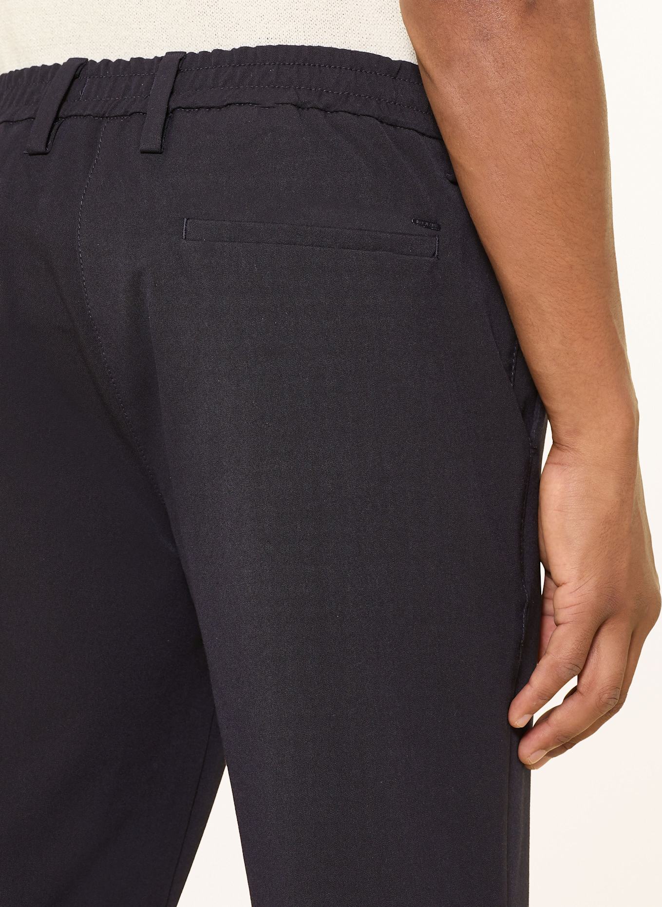 MAC Chino TRAVELLER Modern Fit: DUNKELBLAU