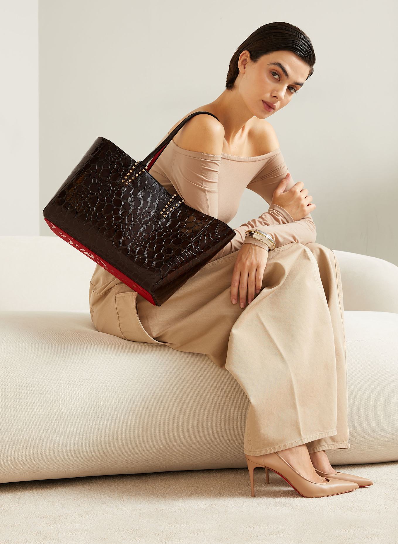 Christian Louboutin Shopper CABATA SMALL mit Pouch: DUNKELBRAUN