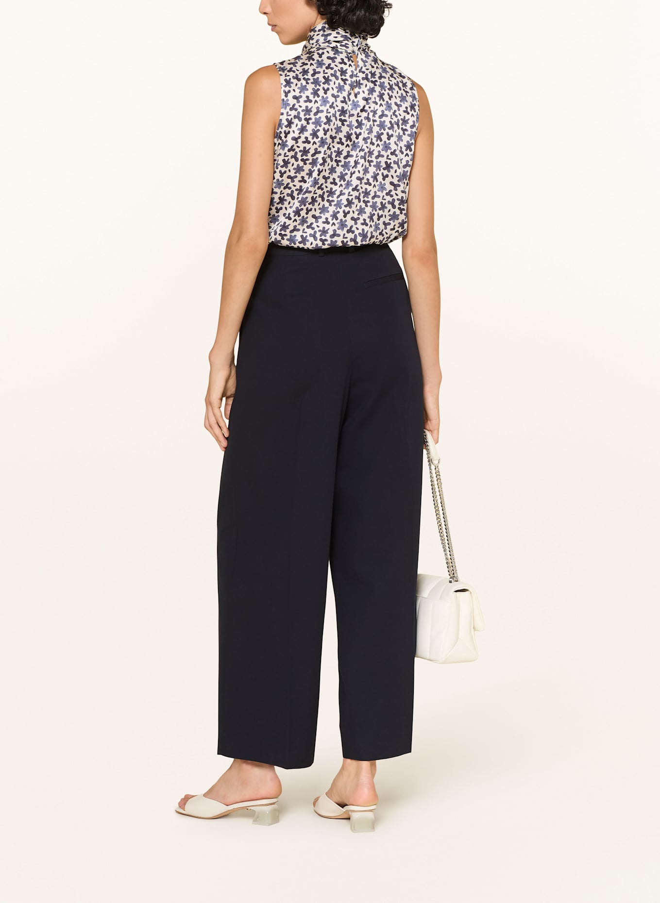 HEMISPHERE Blusentop aus Seide: DUNKELBLAU / WEISS