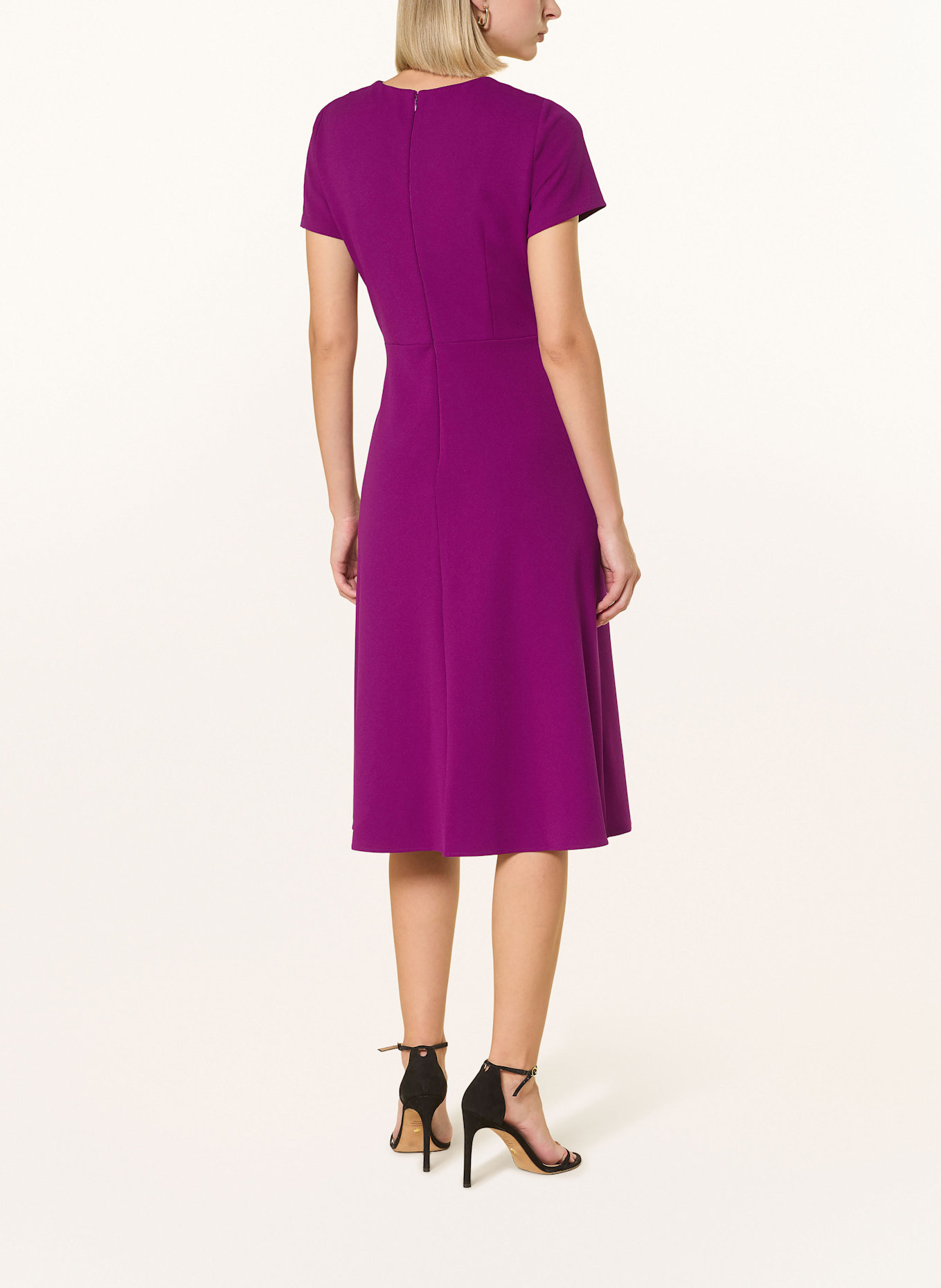 ADRIANNA PAPELL Kleid mit Volants: FUCHSIA