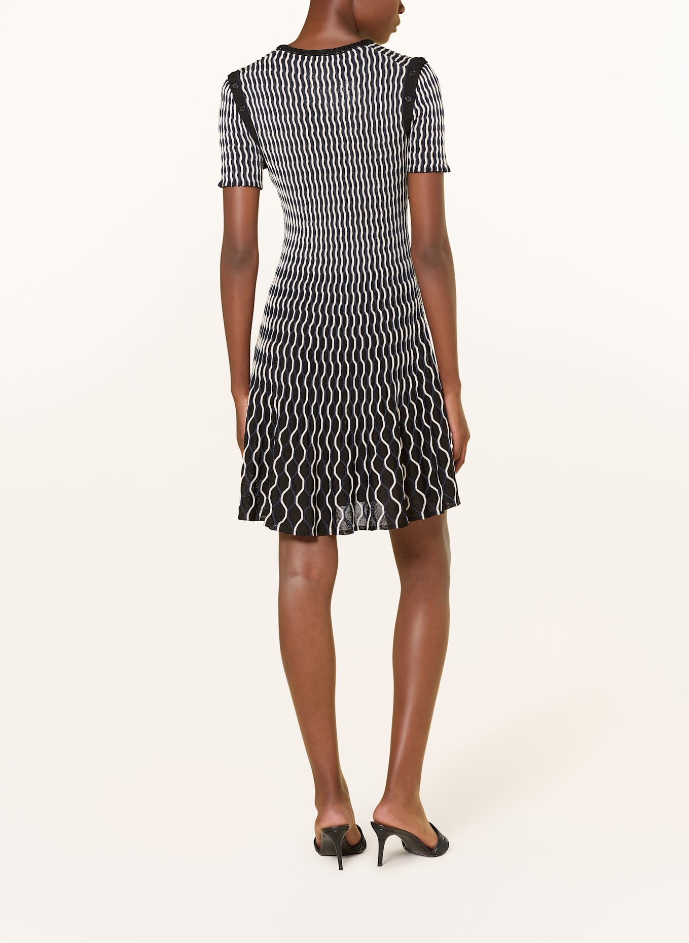 SIMKHAI Cocktailkleid BAYLOR: SCHWARZ / WEISS / DUNKELBLAU