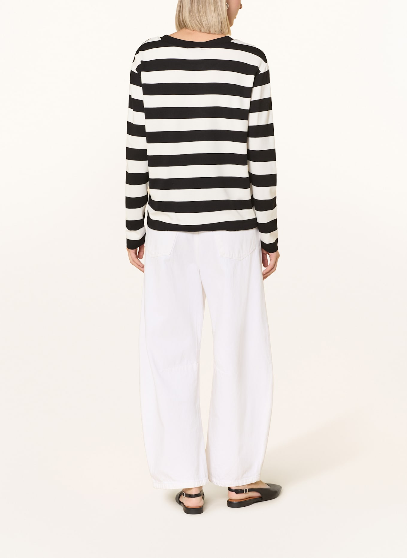 monari Sweatshirt mit Schmucksteinen: SCHWARZ / WEISS