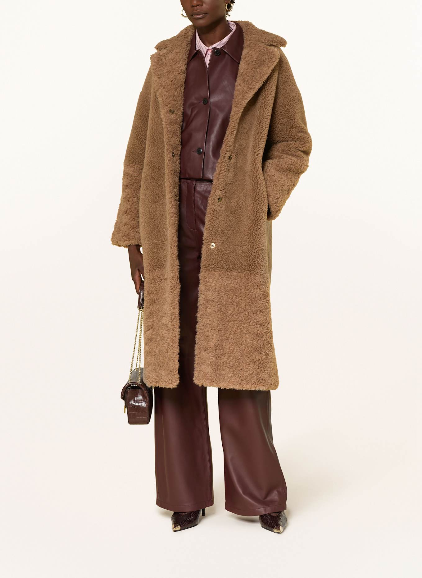 STUDIO AR Teddyfell-Mantel FLOOR: CAMEL