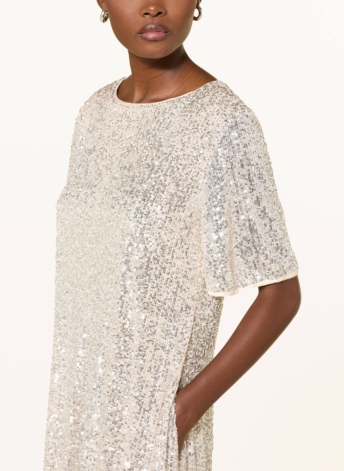 MRS & HUGS Kleid mit Pailletten: SILBER / NUDE