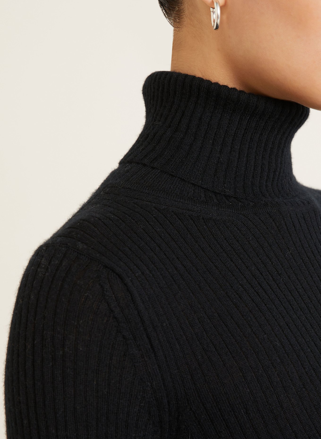 IRIS von ARNIM Turtleneck sweater LAWA made of cashmere: BLACK