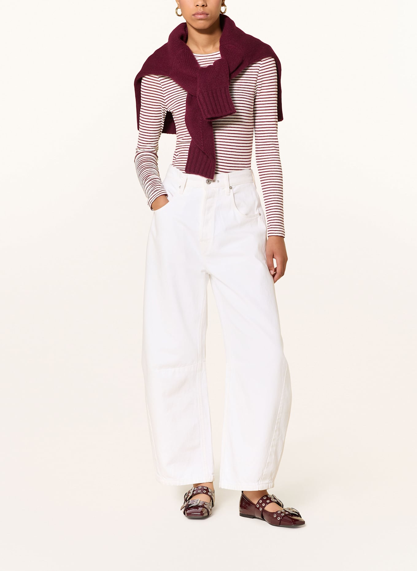 Rich & Royal Longsleeve mit Glitzergarn: WEISS / DUNKELROT / GOLD