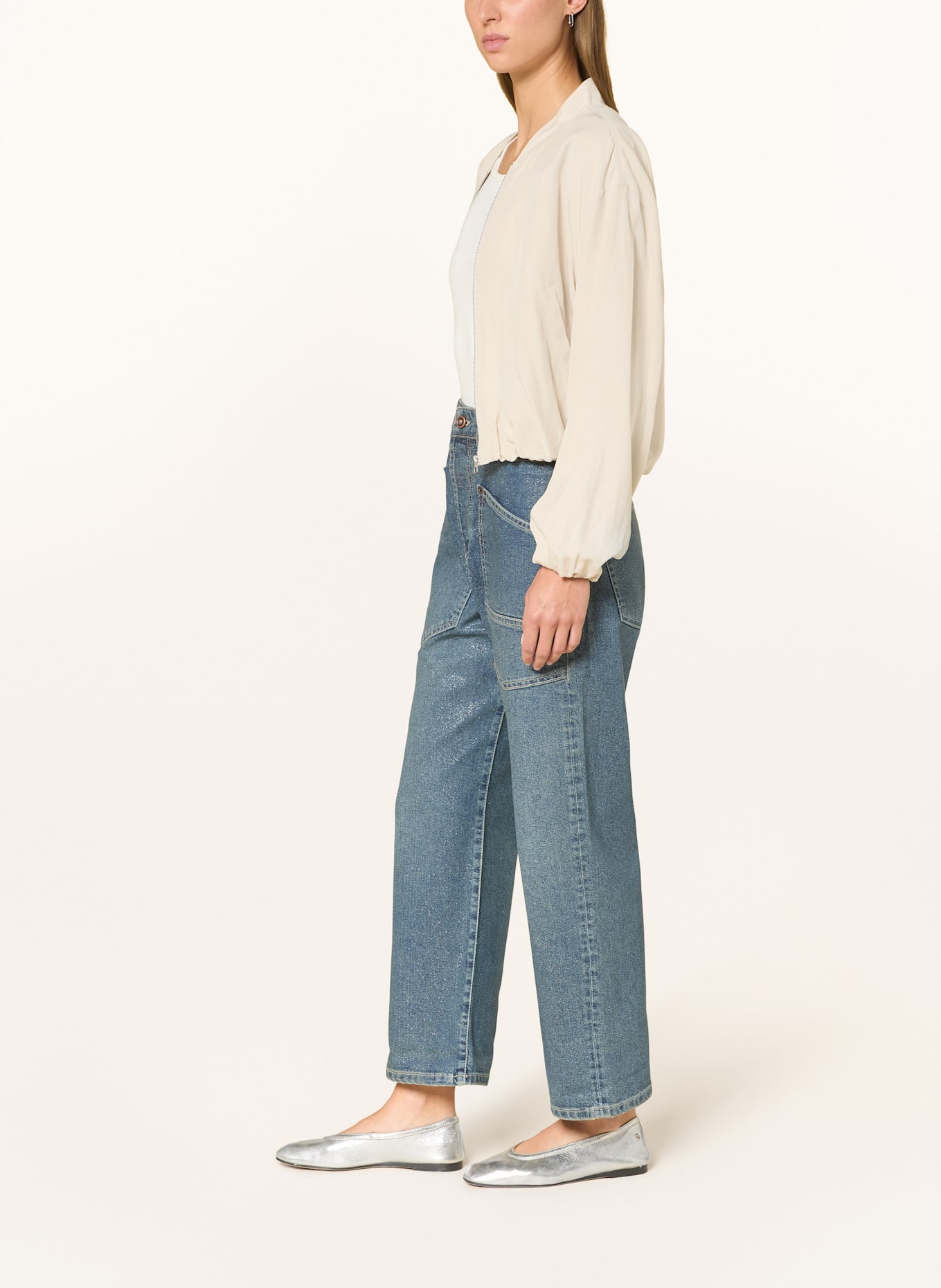 MAC Boyfriend Jeans: D073 exotic silver coated