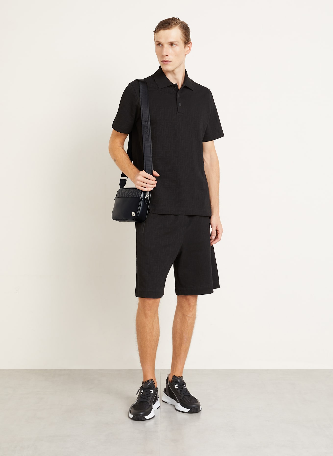 FENDI Umhängetasche: SCHWARZ / TAUPE