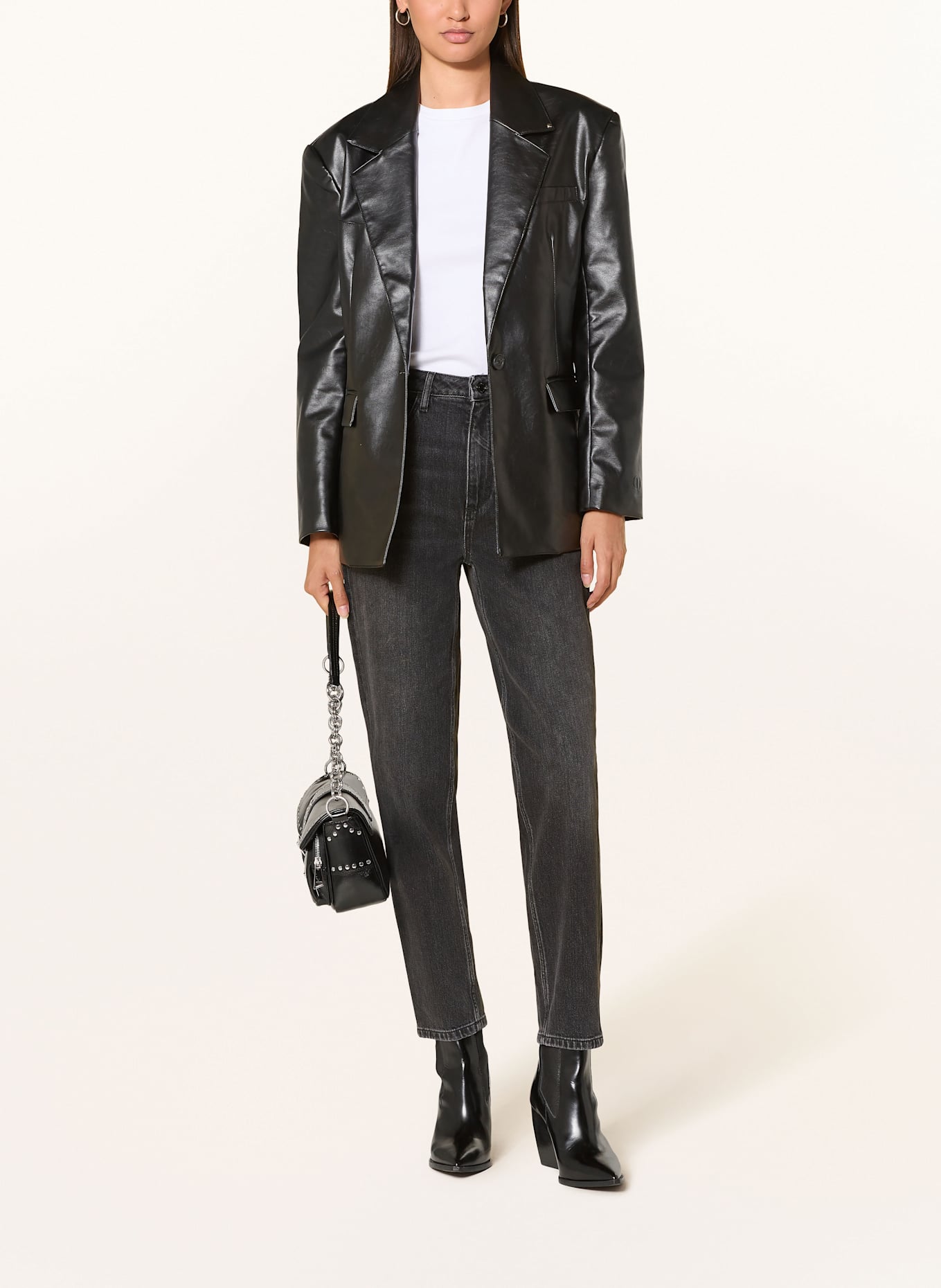 GUESS Mom Jeans: AUBK AUTHENTIC BLACK