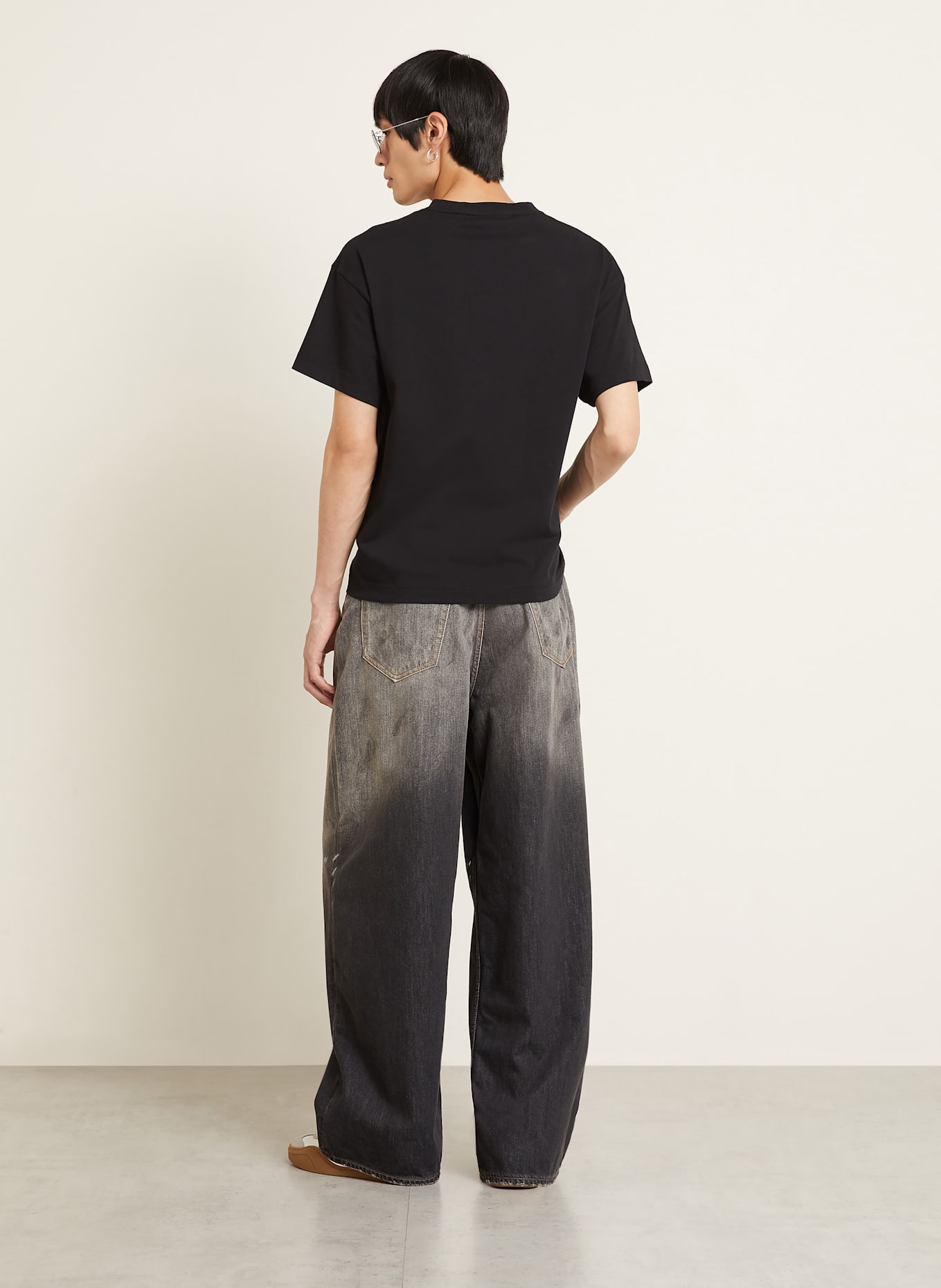 Palm Angels T-Shirt SPRAY BEAR REG: SCHWARZ / ORANGE