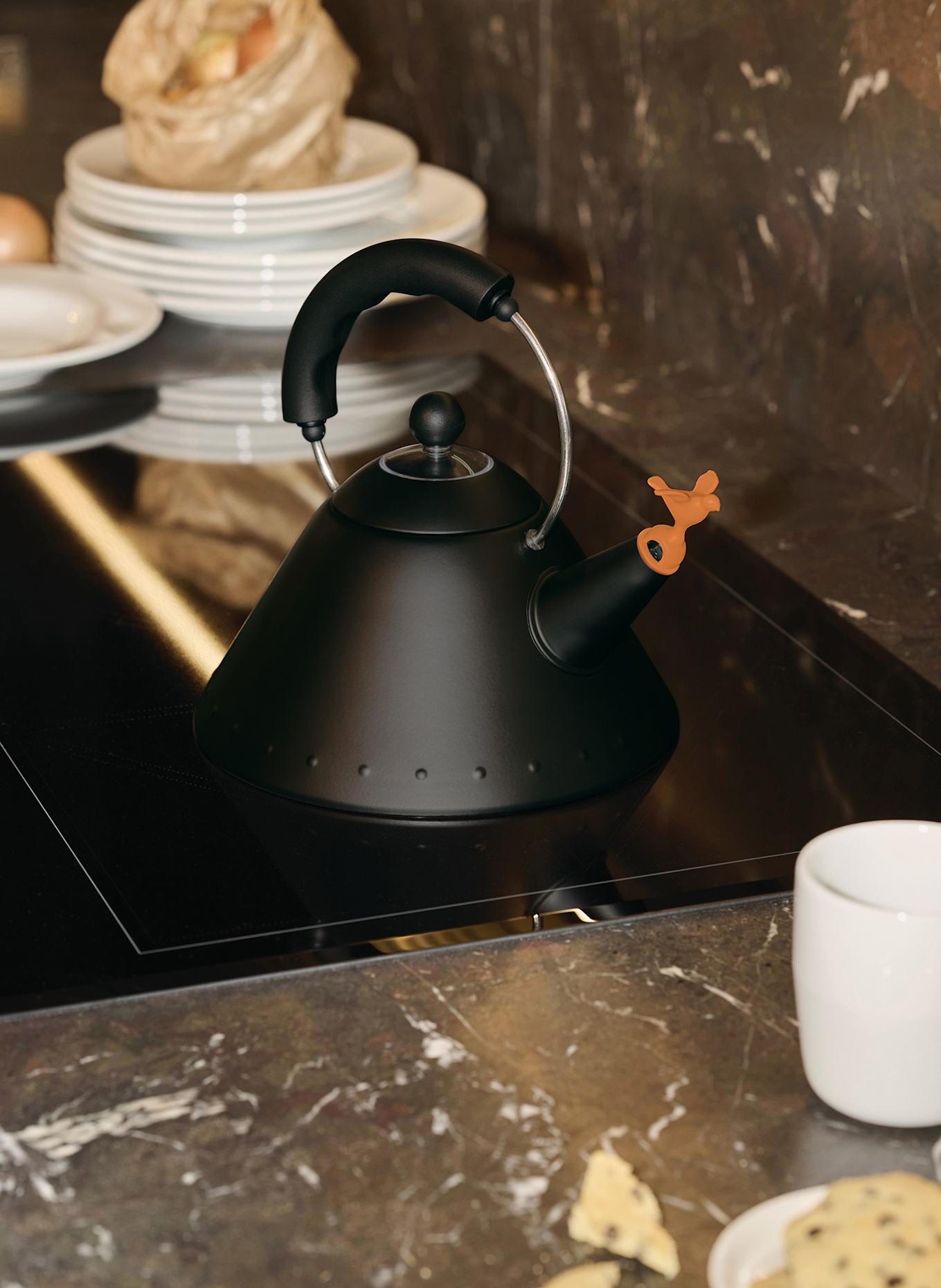 ALESSI Wasserkessel 9093: SCHWARZ