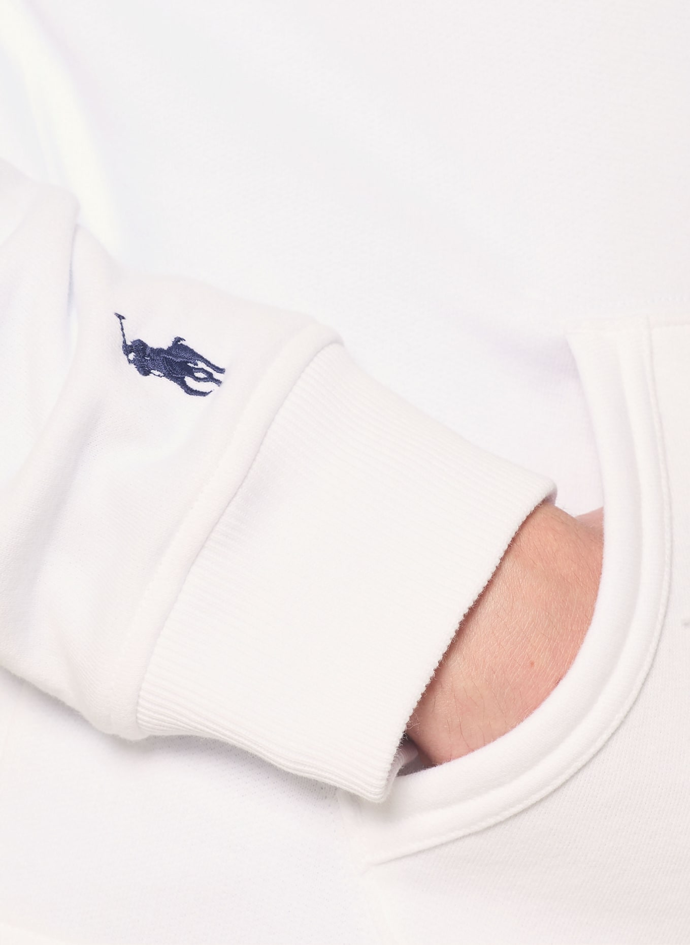 BOSS embossed-logo polo shirt Schwarz Comme des Garcons Play T-SHIRTS POLO SHIRT MEN: BÍLÁ