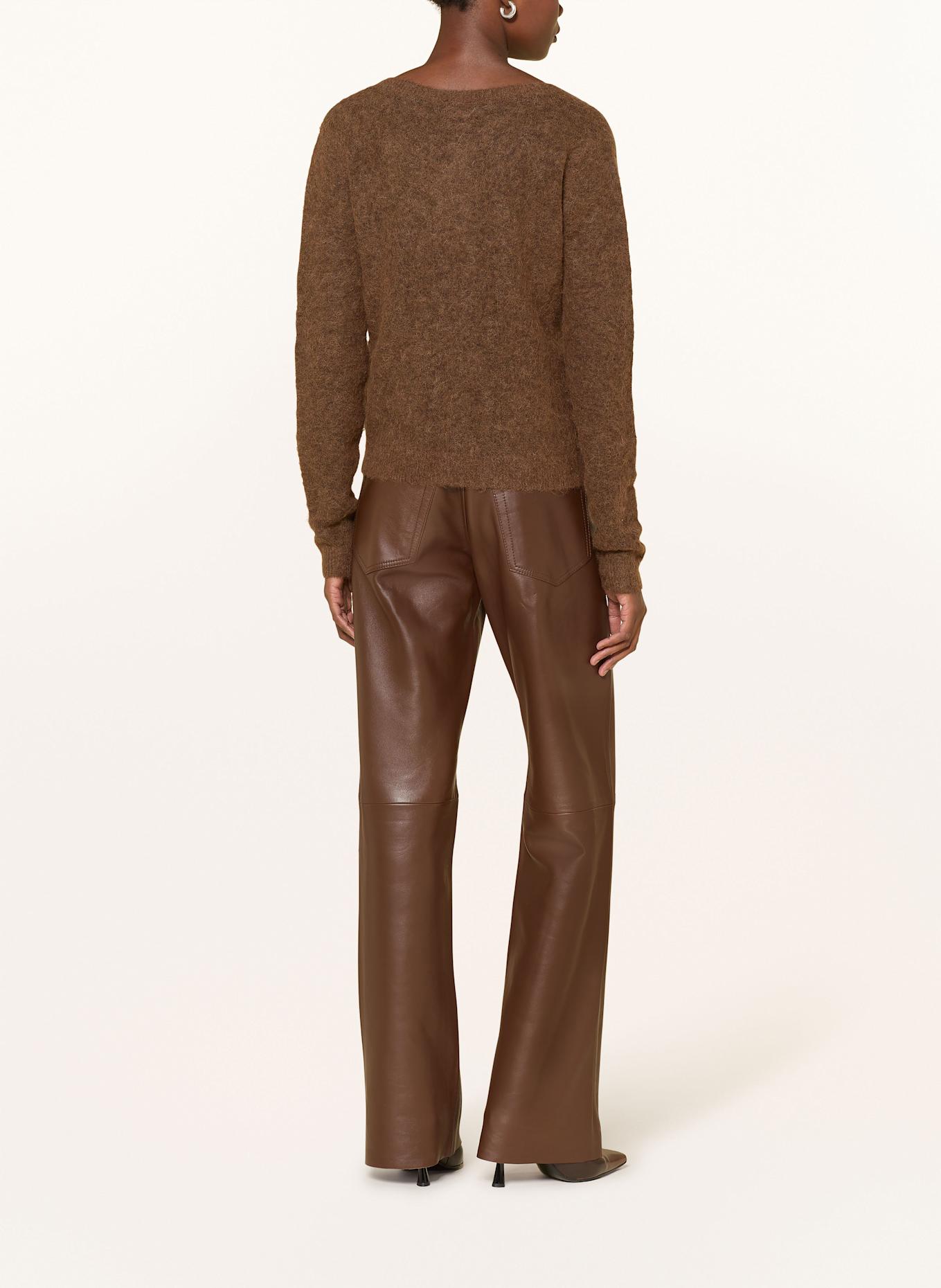 American Vintage Sweter NENYBAY z dodatkiem alpaki: BRĄZOWY