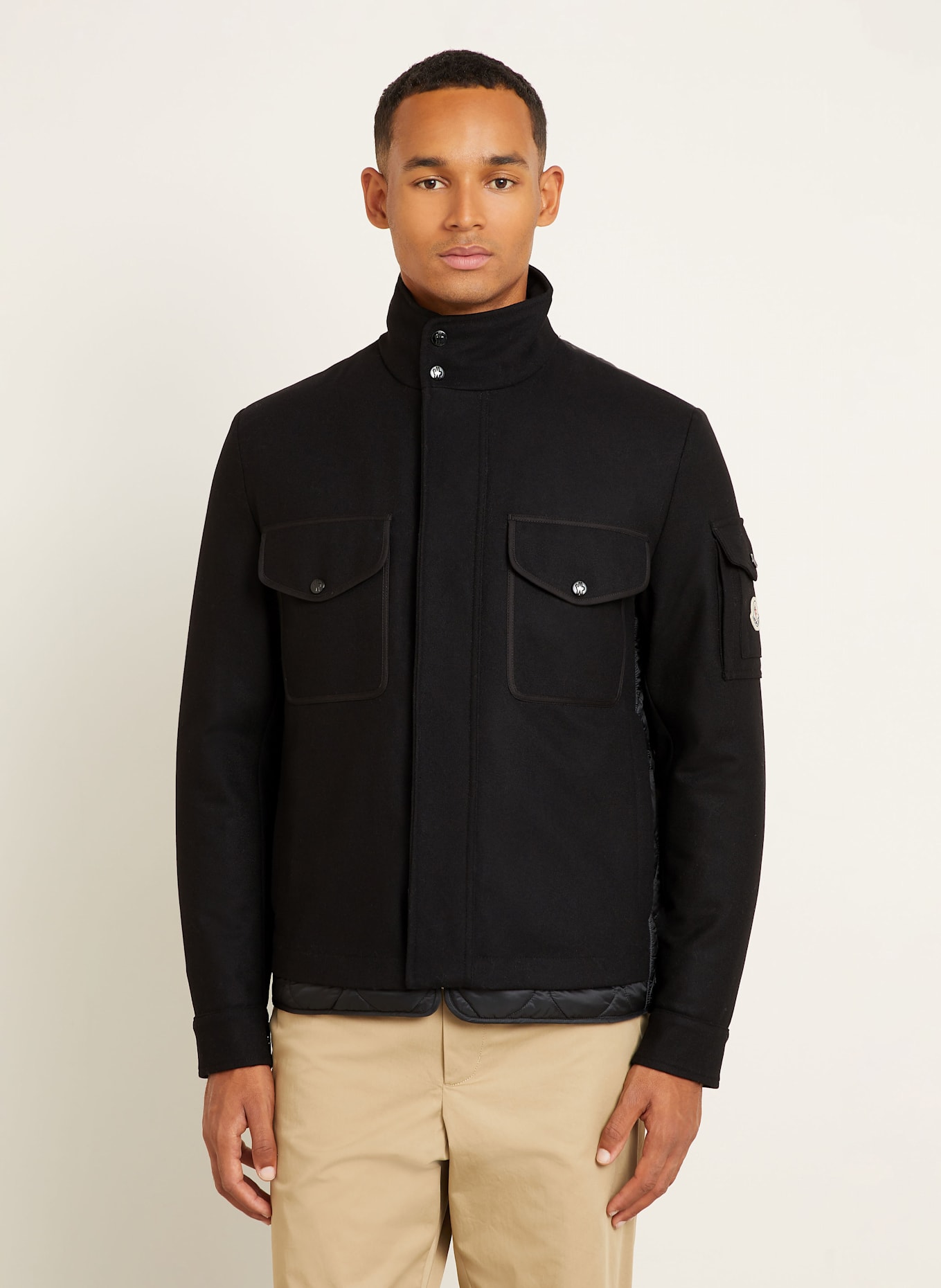 MONCLER Daunenjacke AVOINE im Materialmix: SCHWARZ