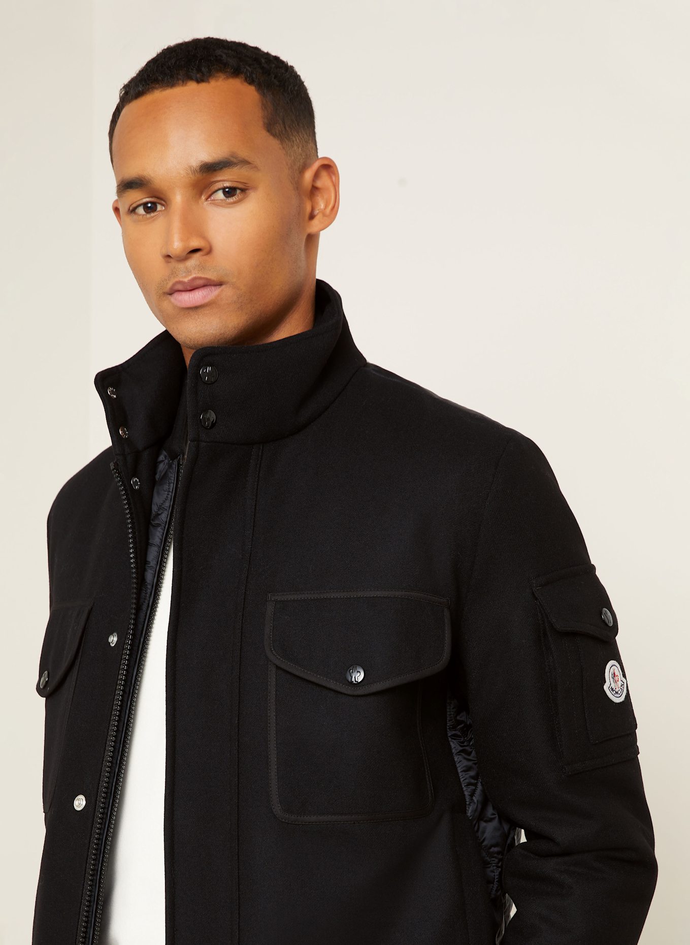MONCLER Daunenjacke AVOINE im Materialmix: SCHWARZ
