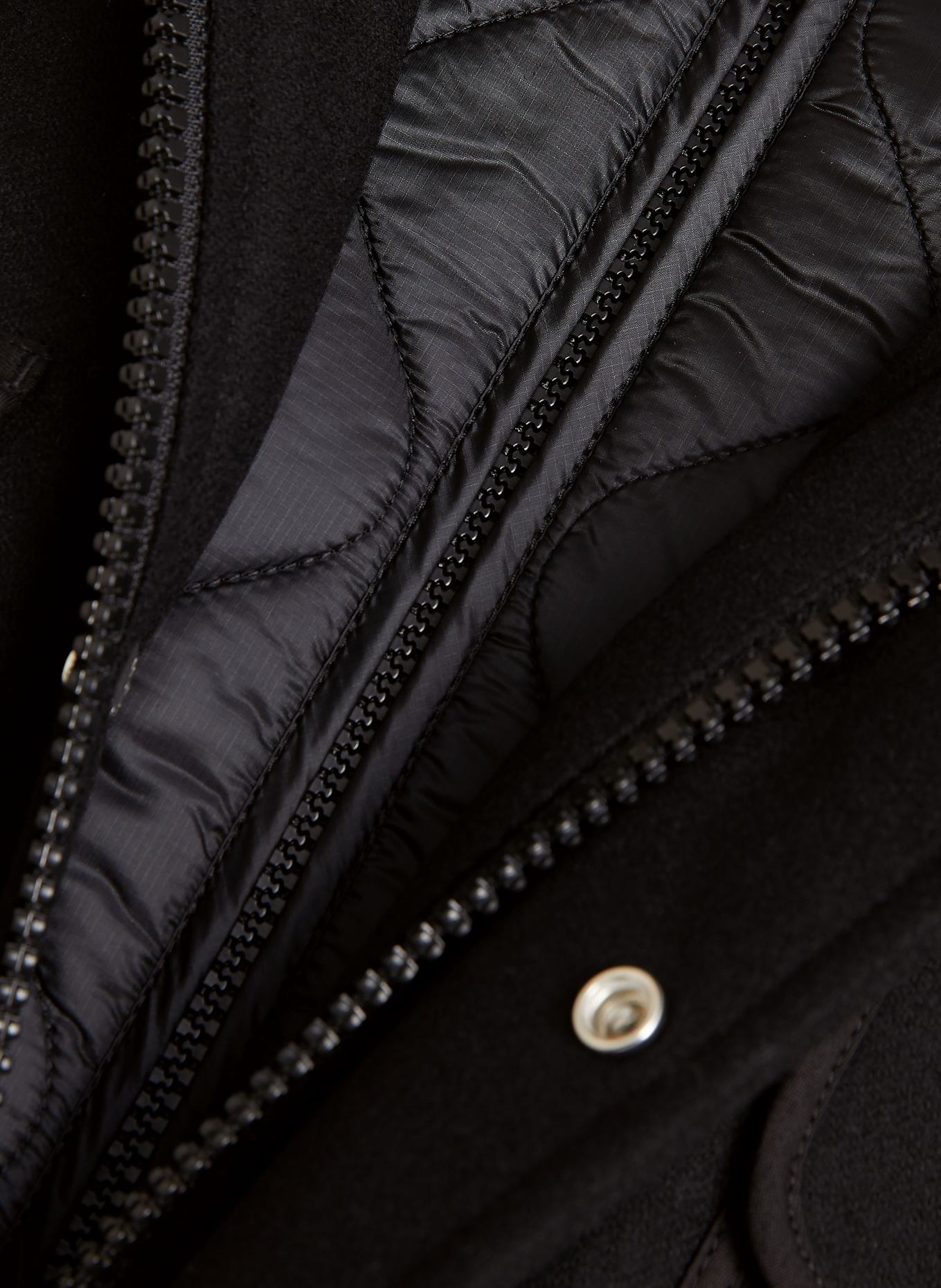 MONCLER Daunenjacke AVOINE im Materialmix: SCHWARZ