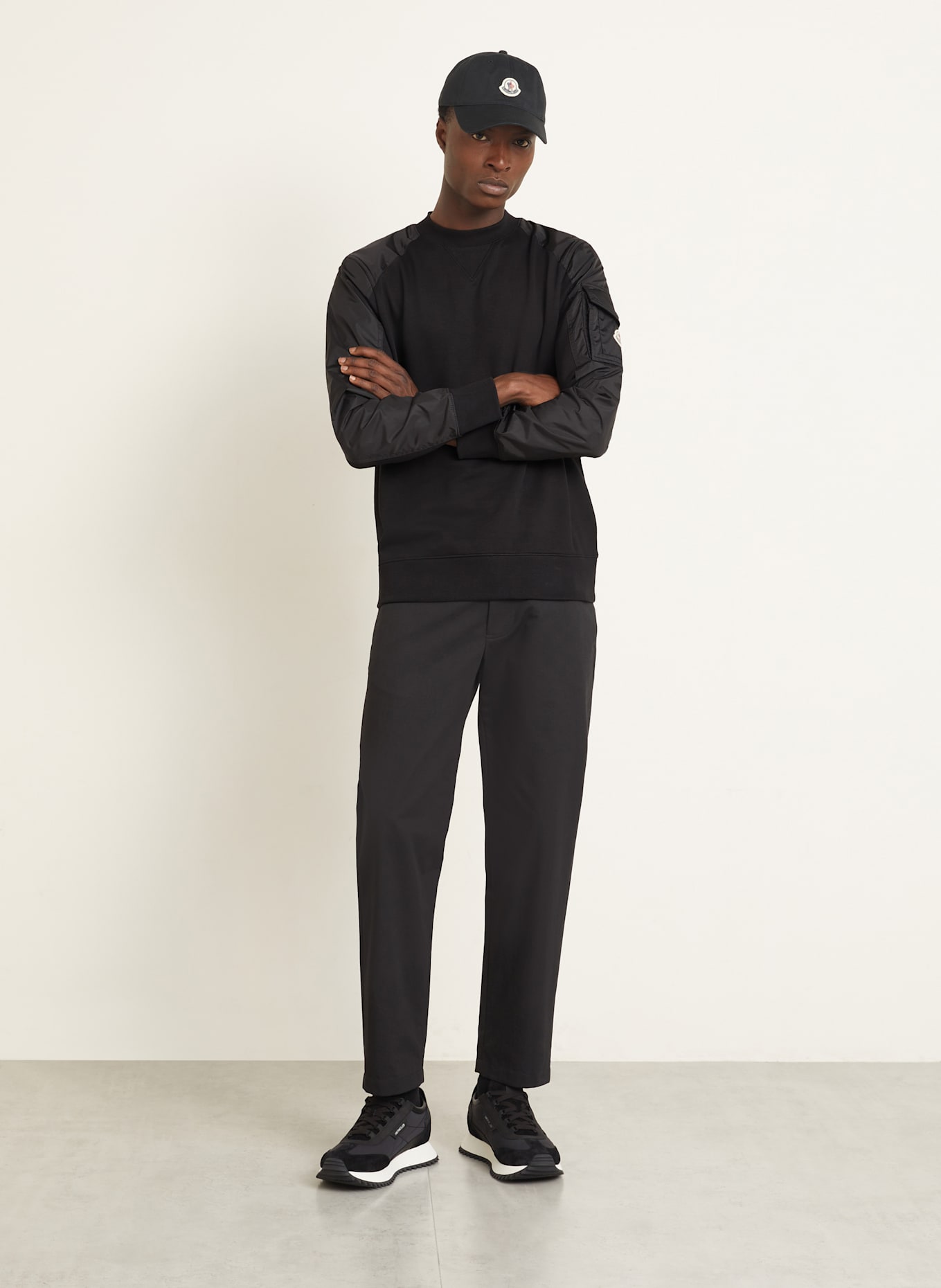 MONCLER Sweatshirt: BLACK