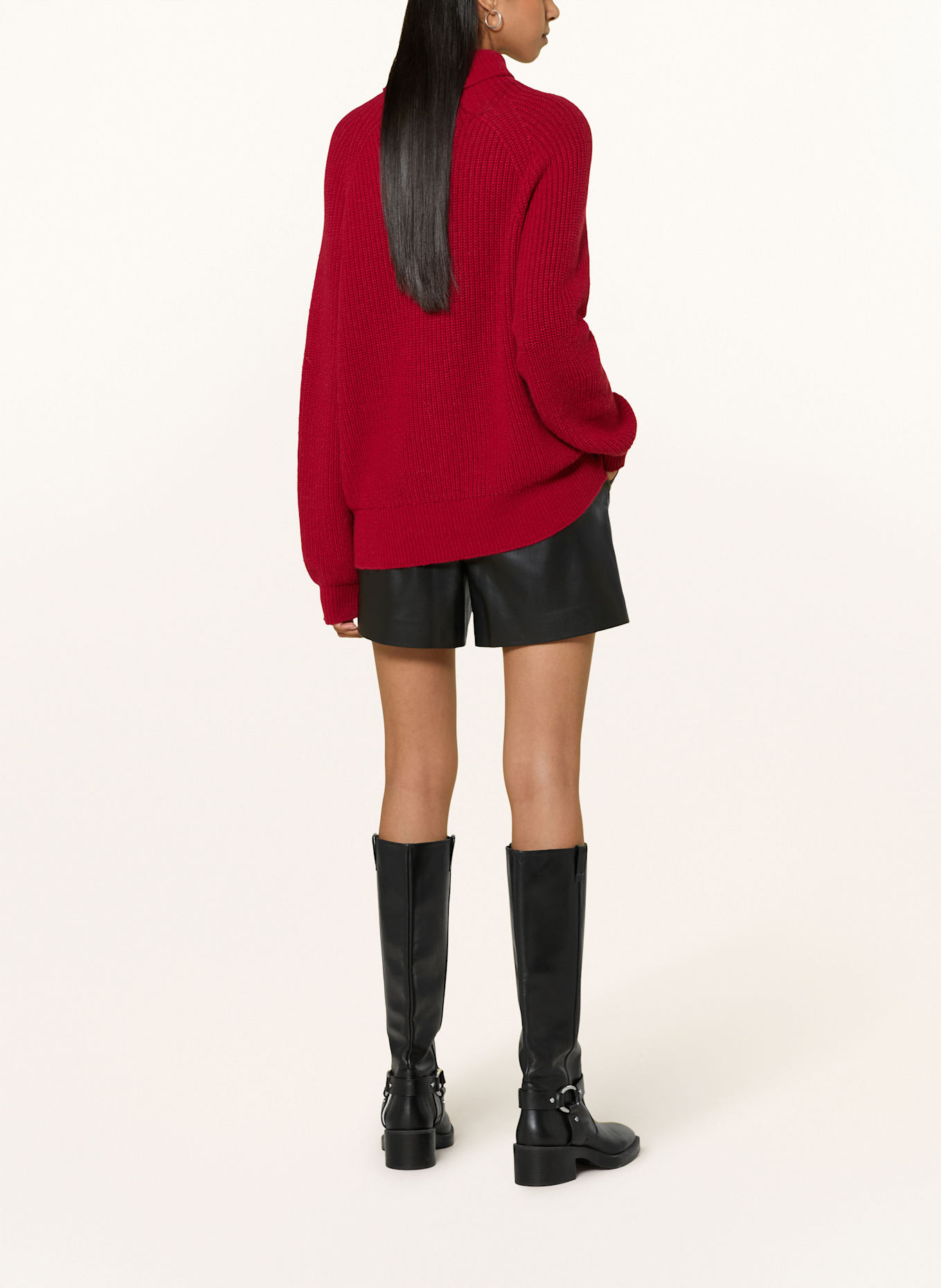 Rich & Royal Shorts in Lederoptik: SCHWARZ