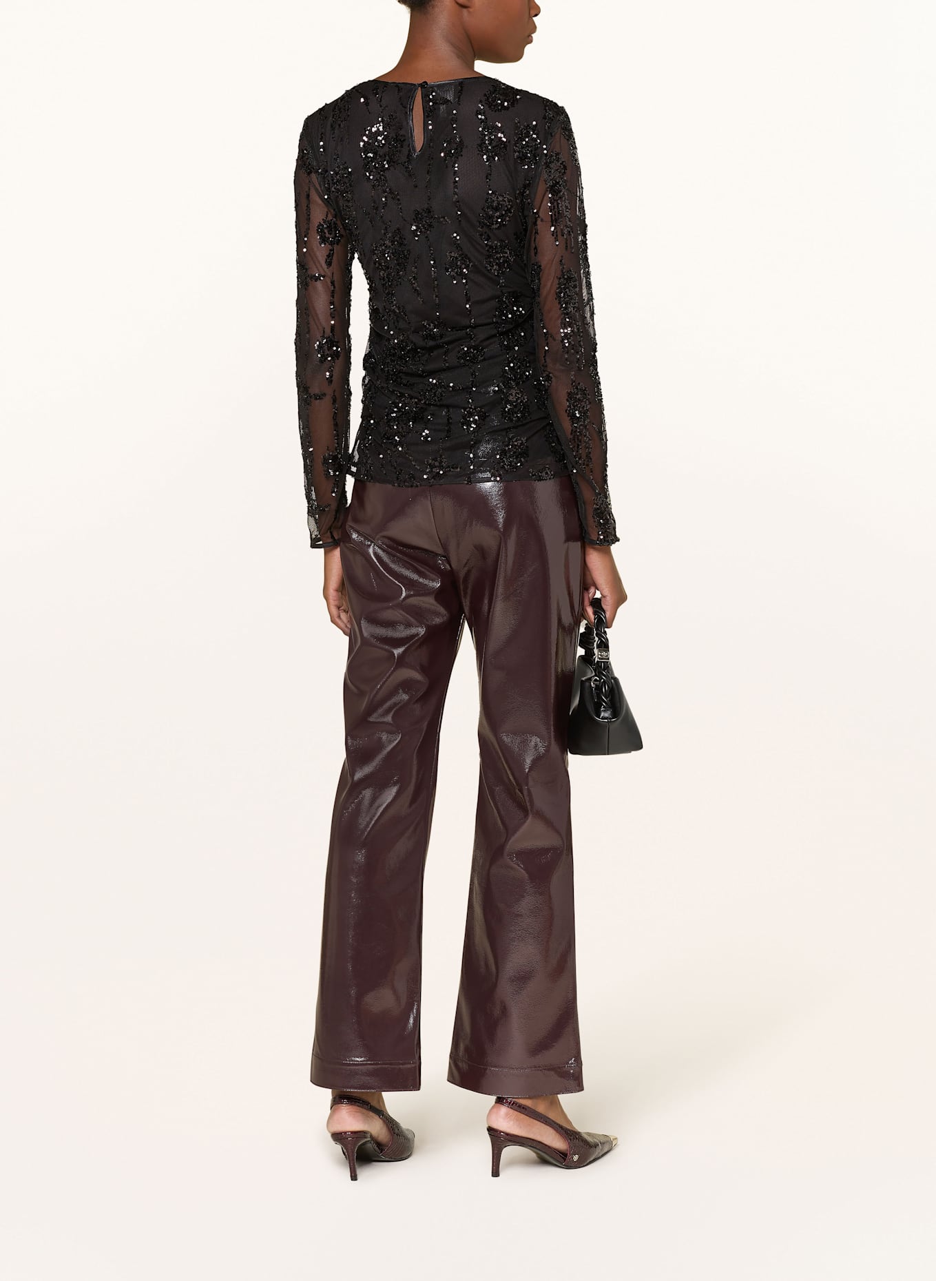 BAUM UND PFERDGARTEN Longsleeve JENINE mit Pailletten: SCHWARZ