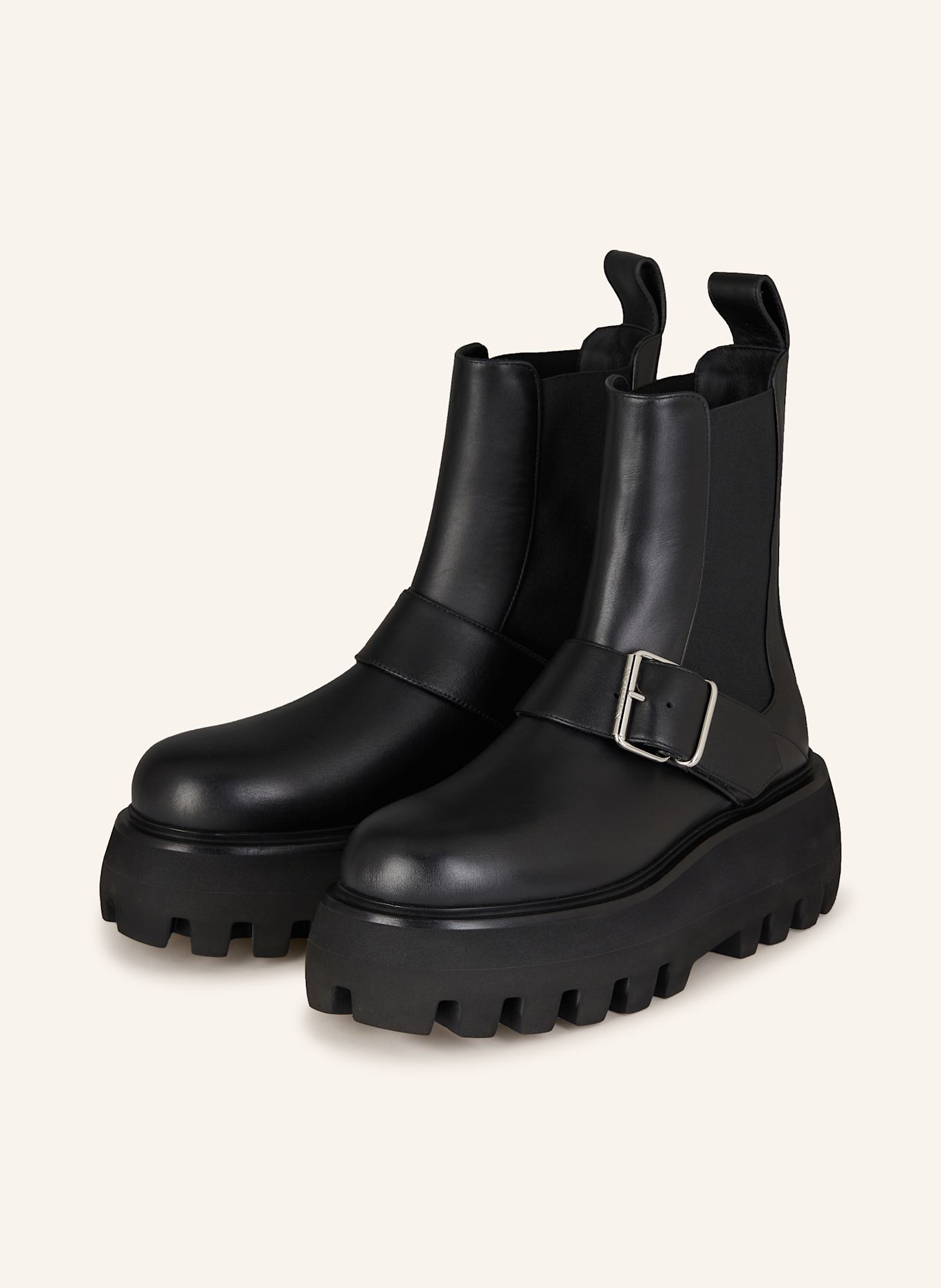 McQUEEN Chelsea boots: BLACK