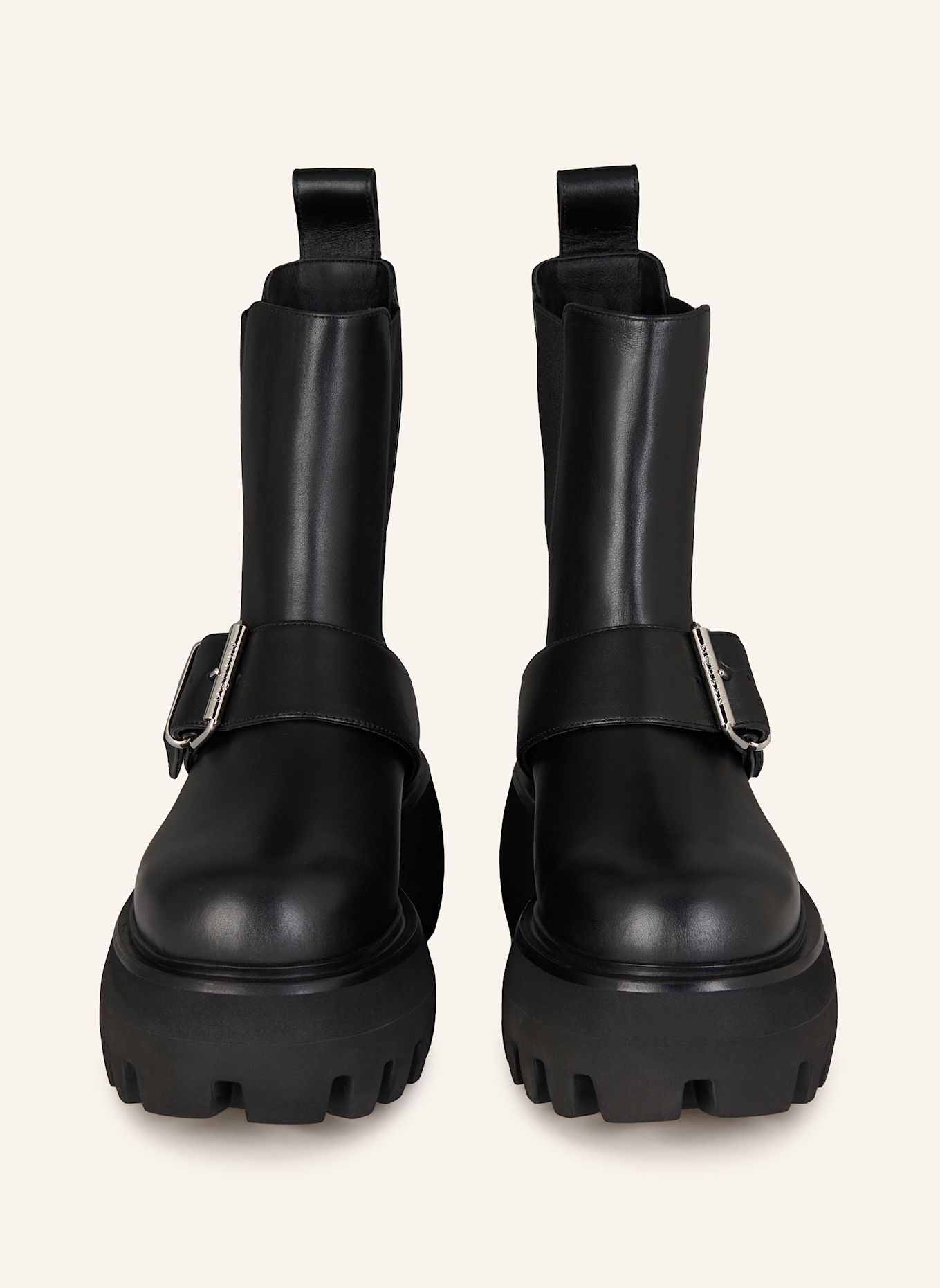 McQUEEN Chelsea boots: BLACK