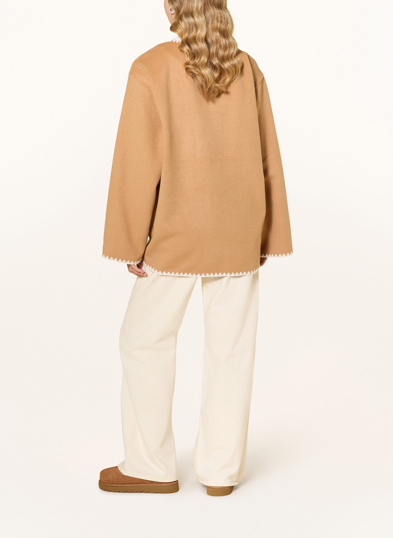 NINETY-9 Kastenjacke AMBER: BEIGE / WEISS
