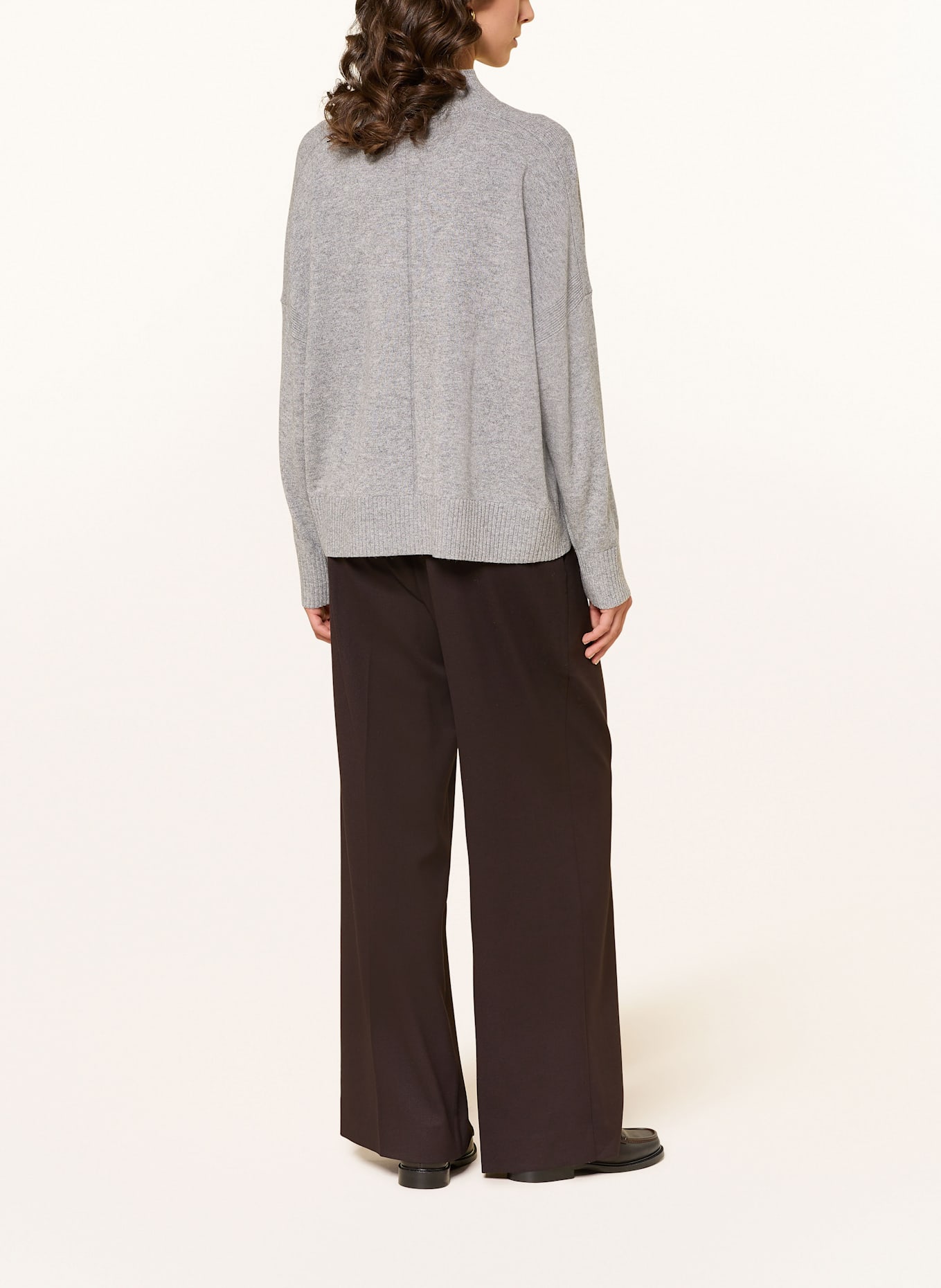 REISS Marlenehose CAMELIA: DUNKELBRAUN